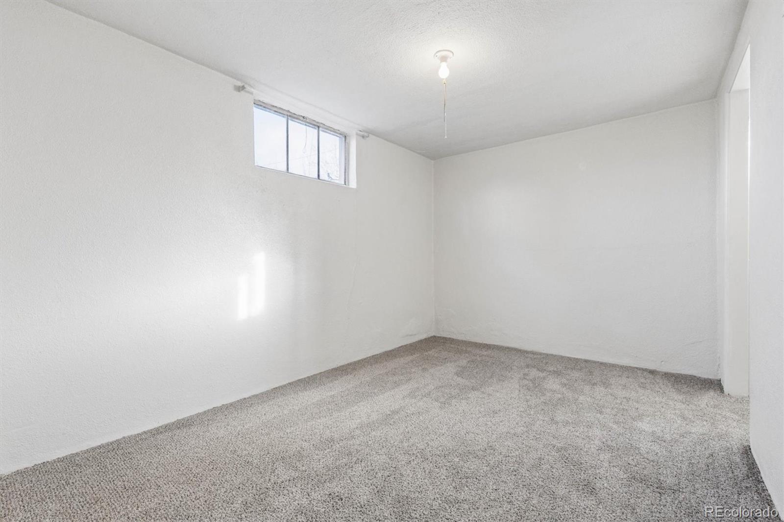 MLS Image #17 for 136 s dale court,denver, Colorado