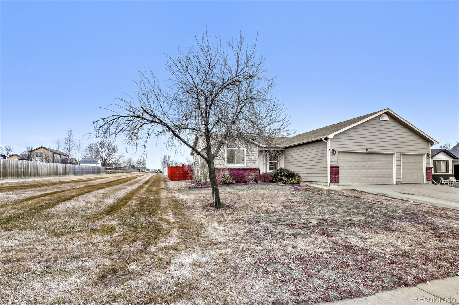 MLS Image #3 for 831 s rachel avenue,milliken, Colorado