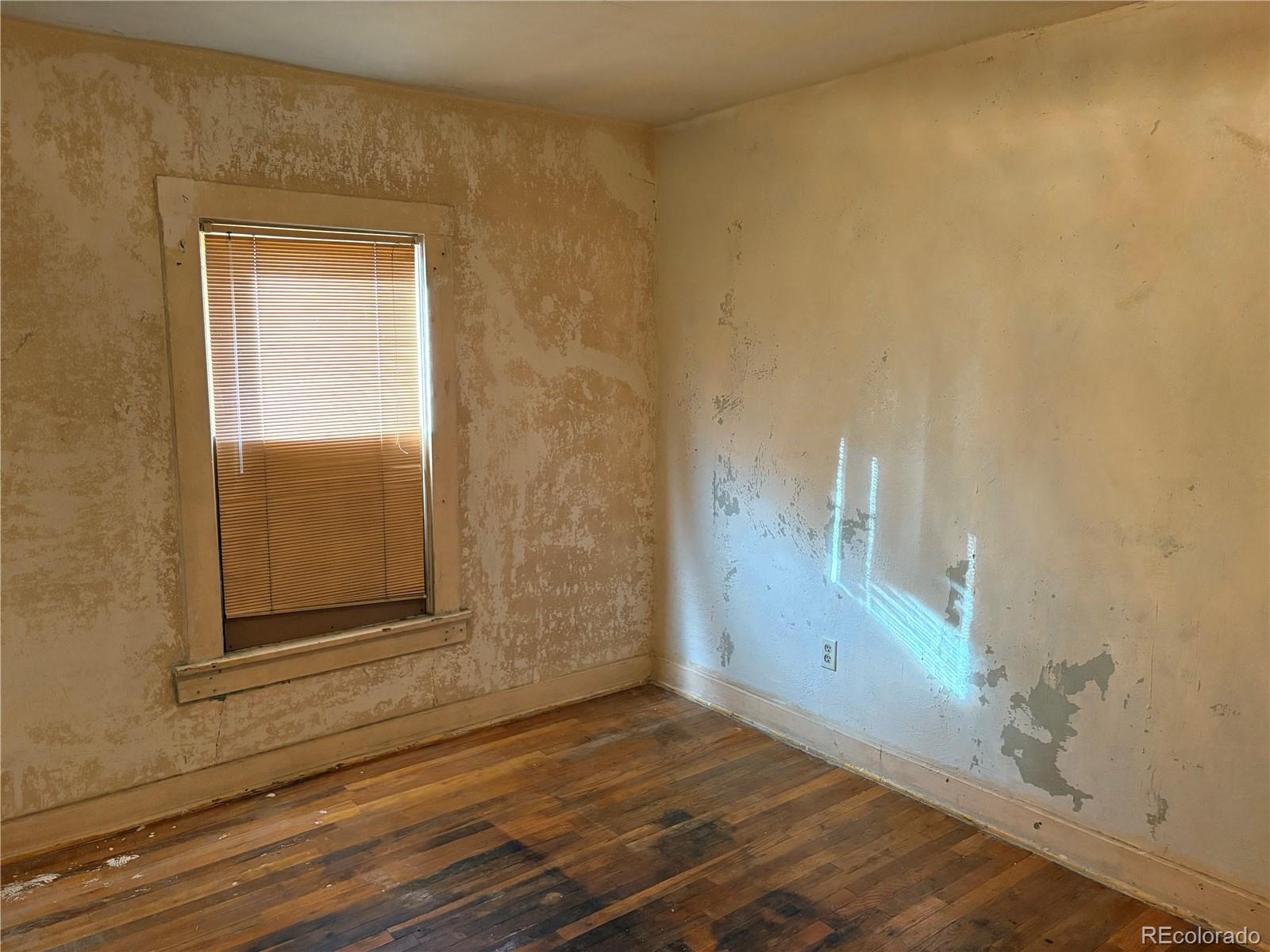 MLS Image #6 for 5171  stuart street,denver, Colorado