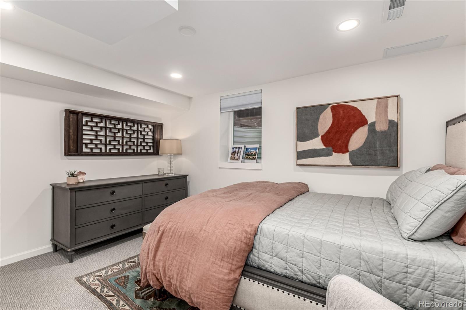 MLS Image #25 for 1542 s ogden street,denver, Colorado