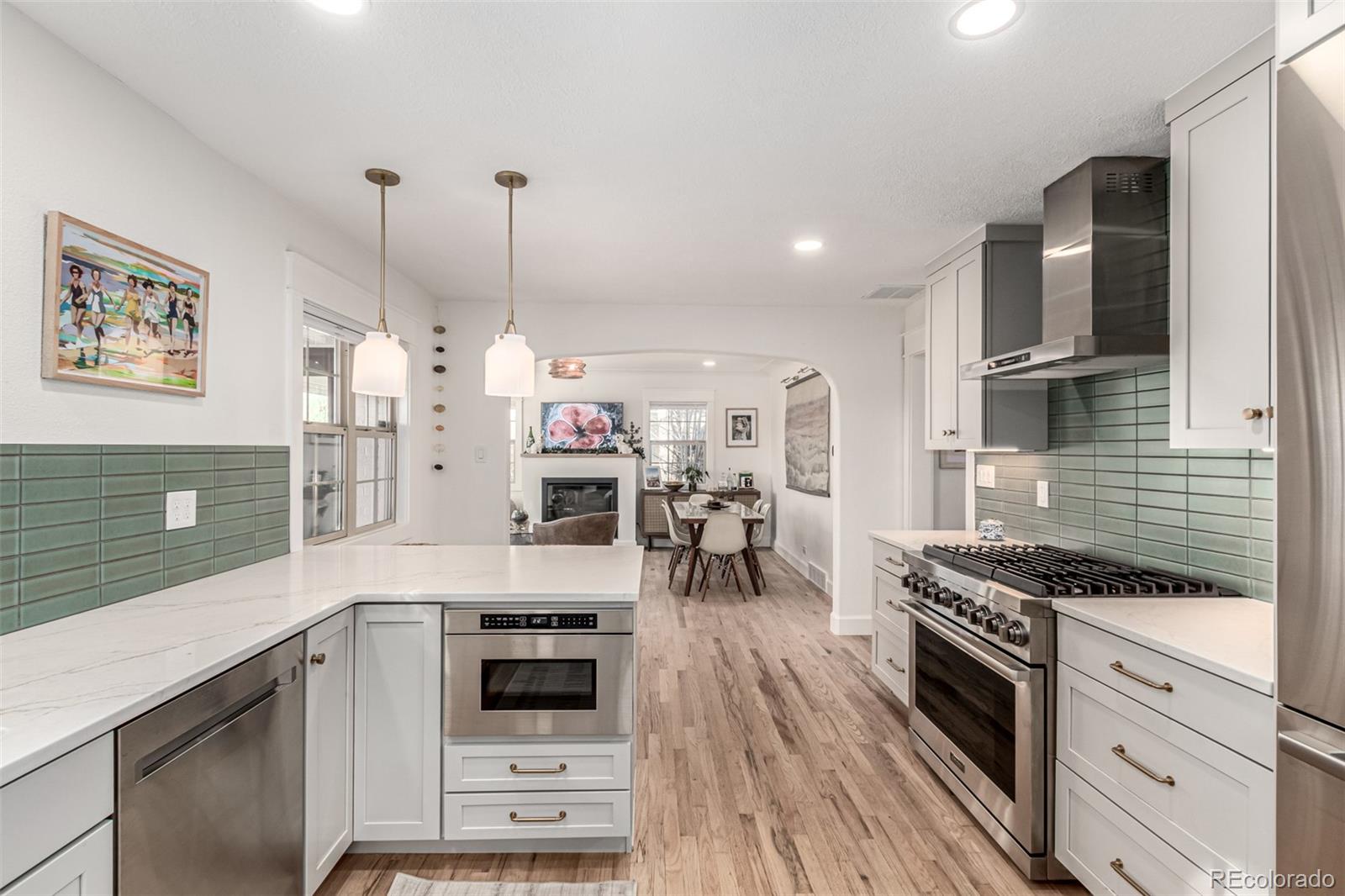 MLS Image #9 for 1542 s ogden street,denver, Colorado