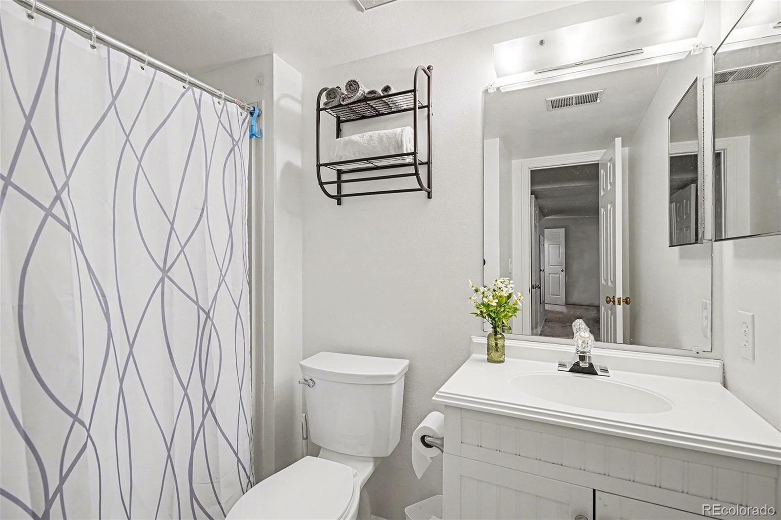 MLS Image #28 for 1752 s trenton street 1,denver, Colorado