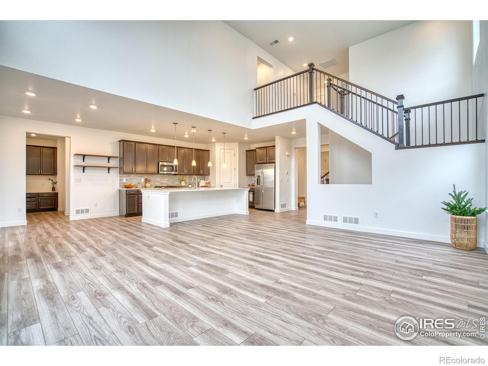 MLS Image #7 for 5106  preserve place,firestone, Colorado