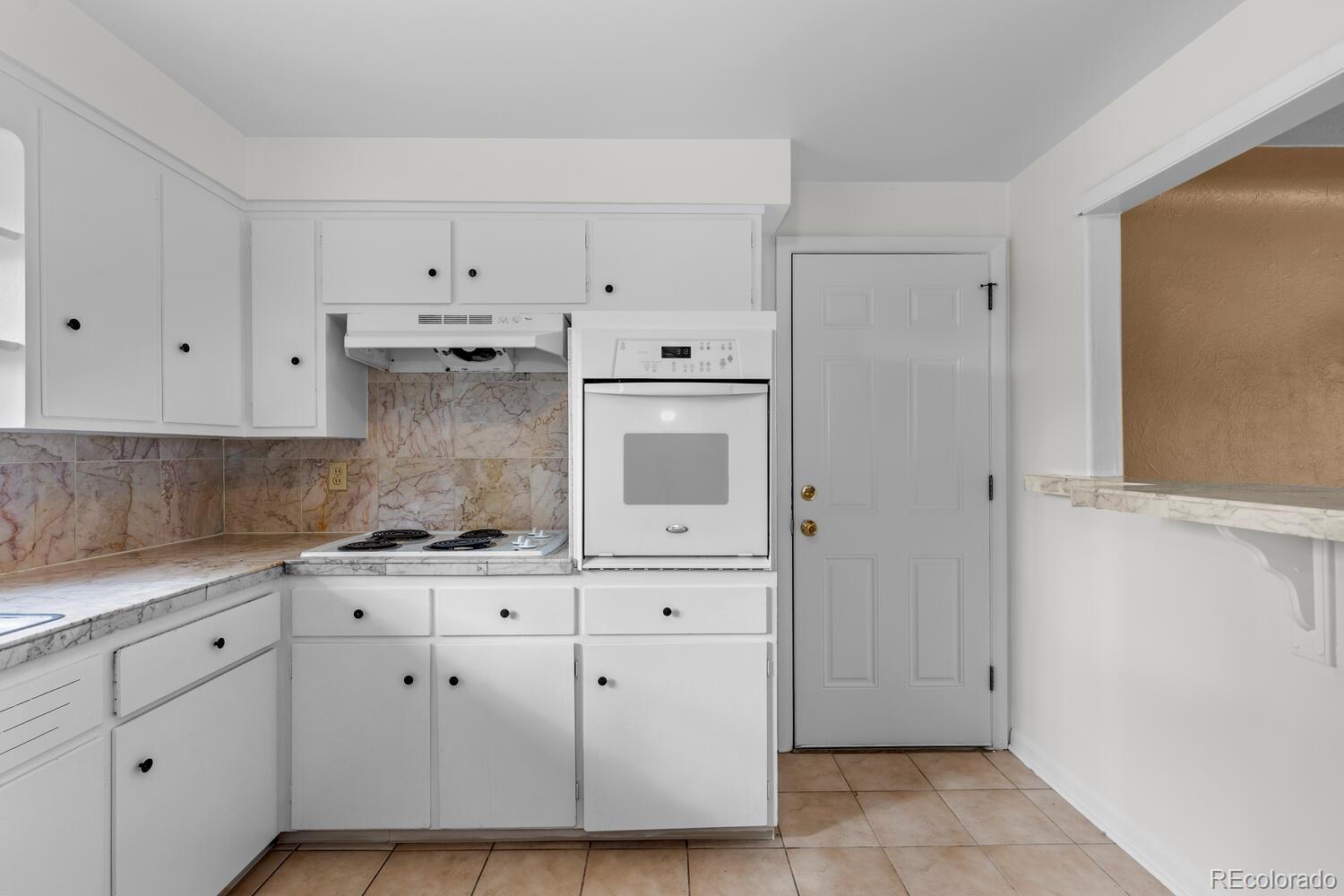 MLS Image #3 for 10018 w 60th avenue,arvada, Colorado