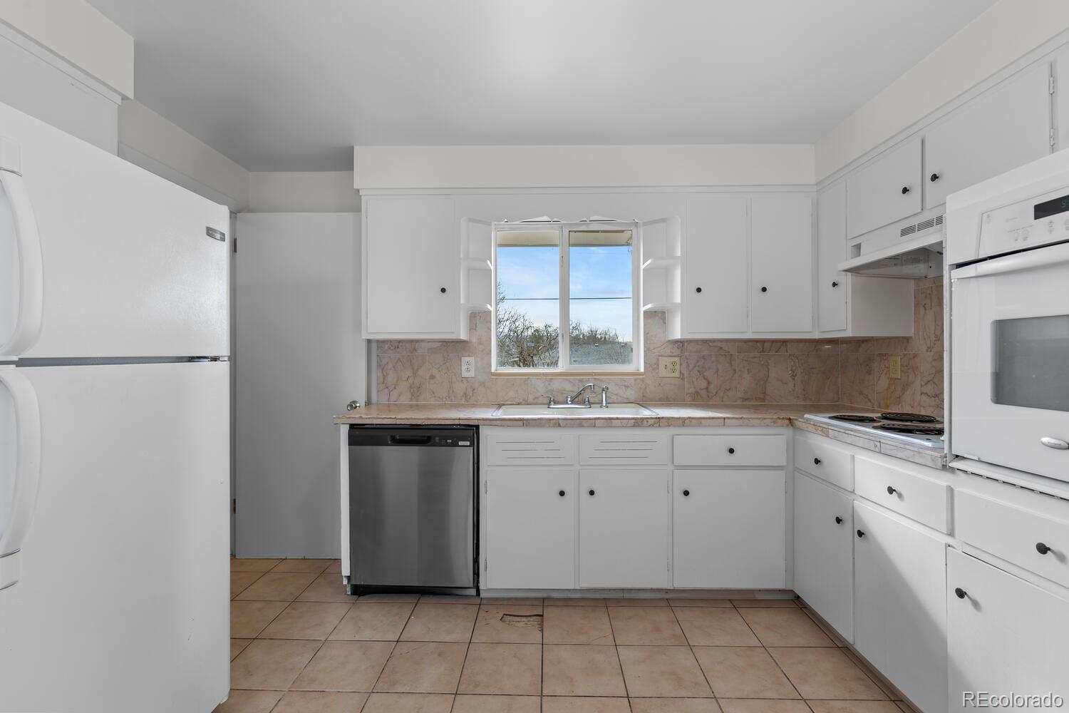 MLS Image #4 for 10018 w 60th avenue,arvada, Colorado