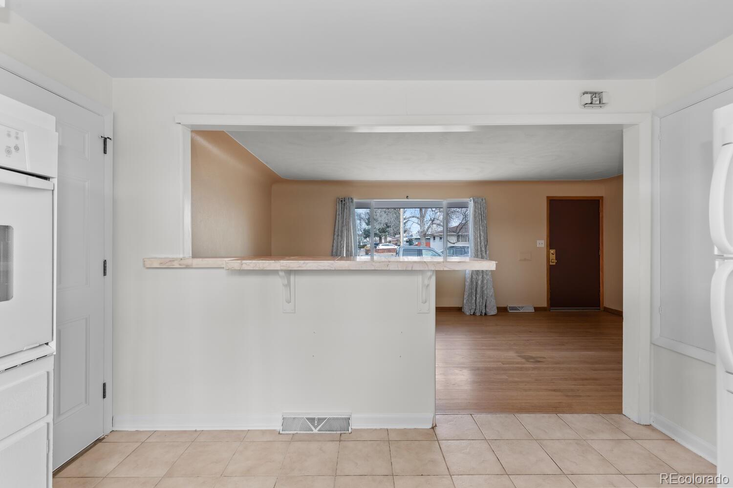 MLS Image #6 for 10018 w 60th avenue,arvada, Colorado