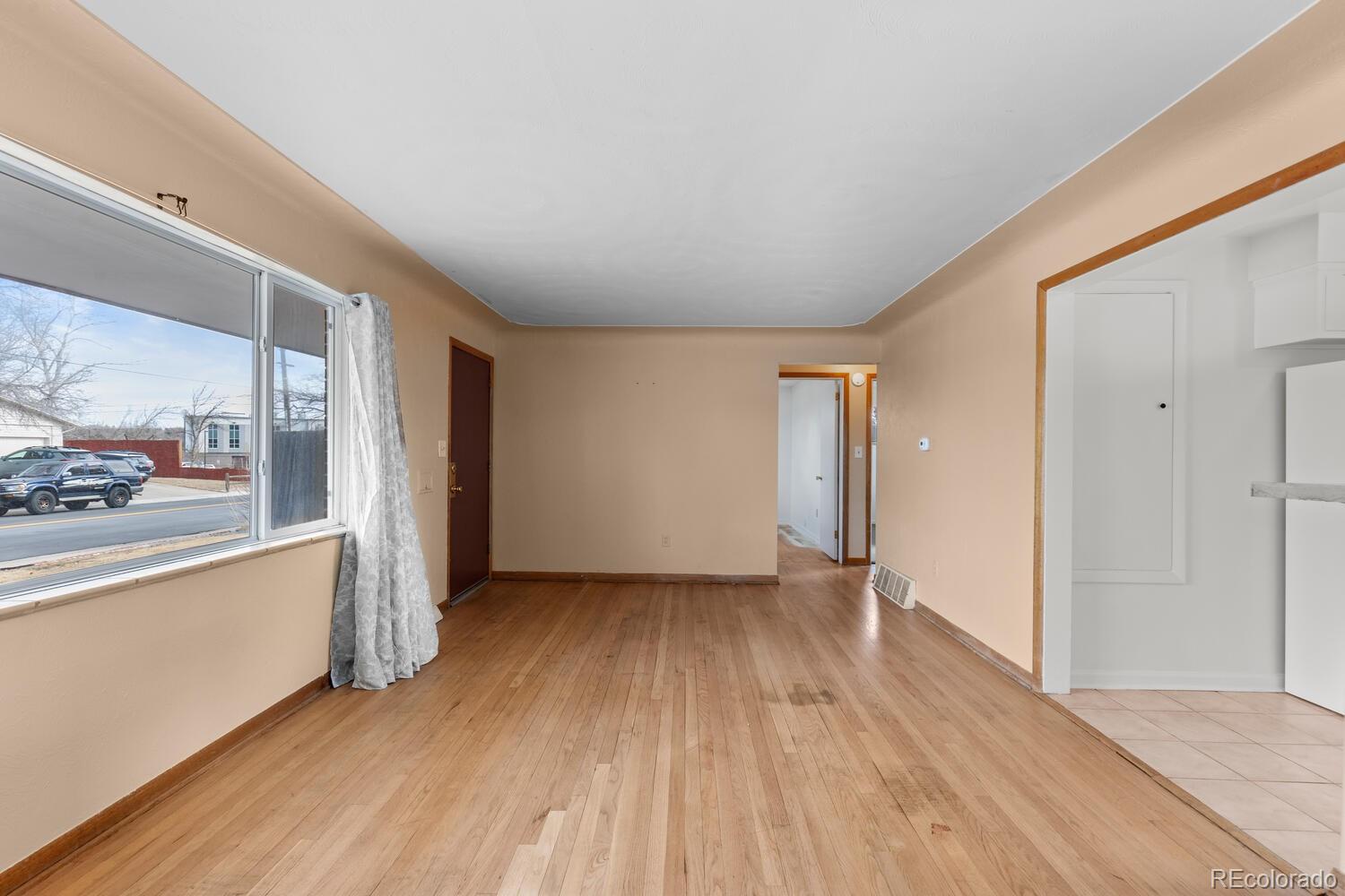 MLS Image #9 for 10018 w 60th avenue,arvada, Colorado
