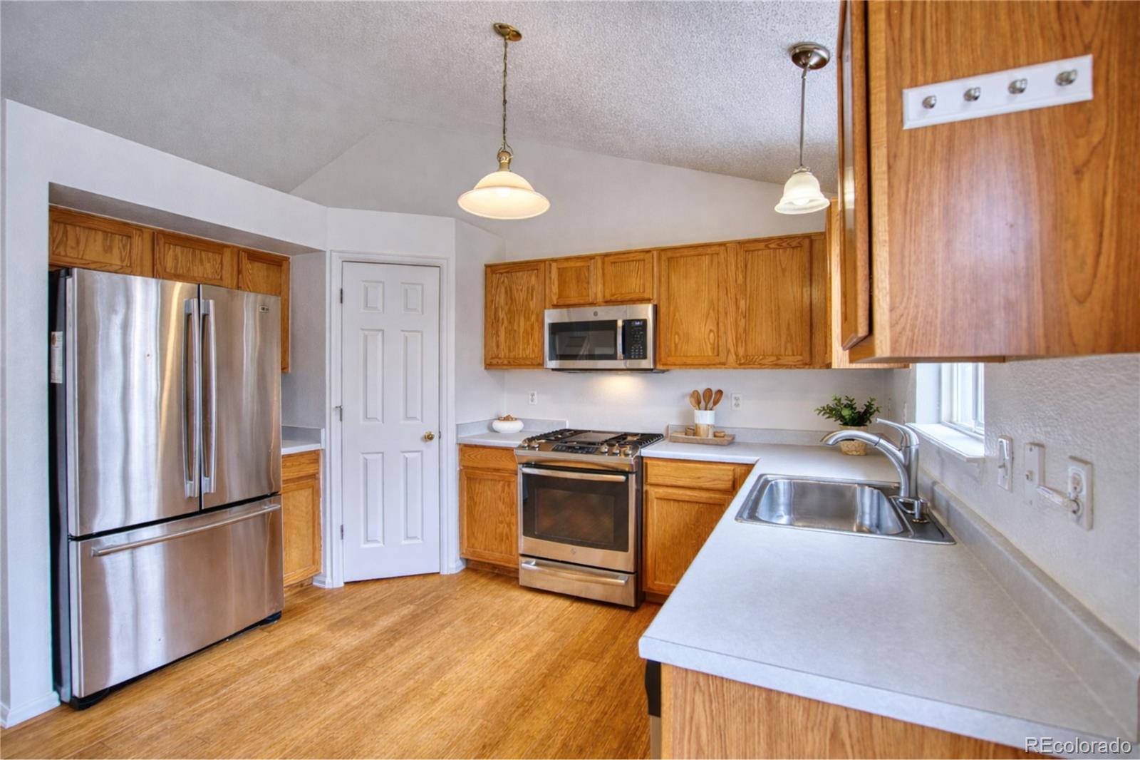 MLS Image #5 for 5412  bobcat drive,frederick, Colorado