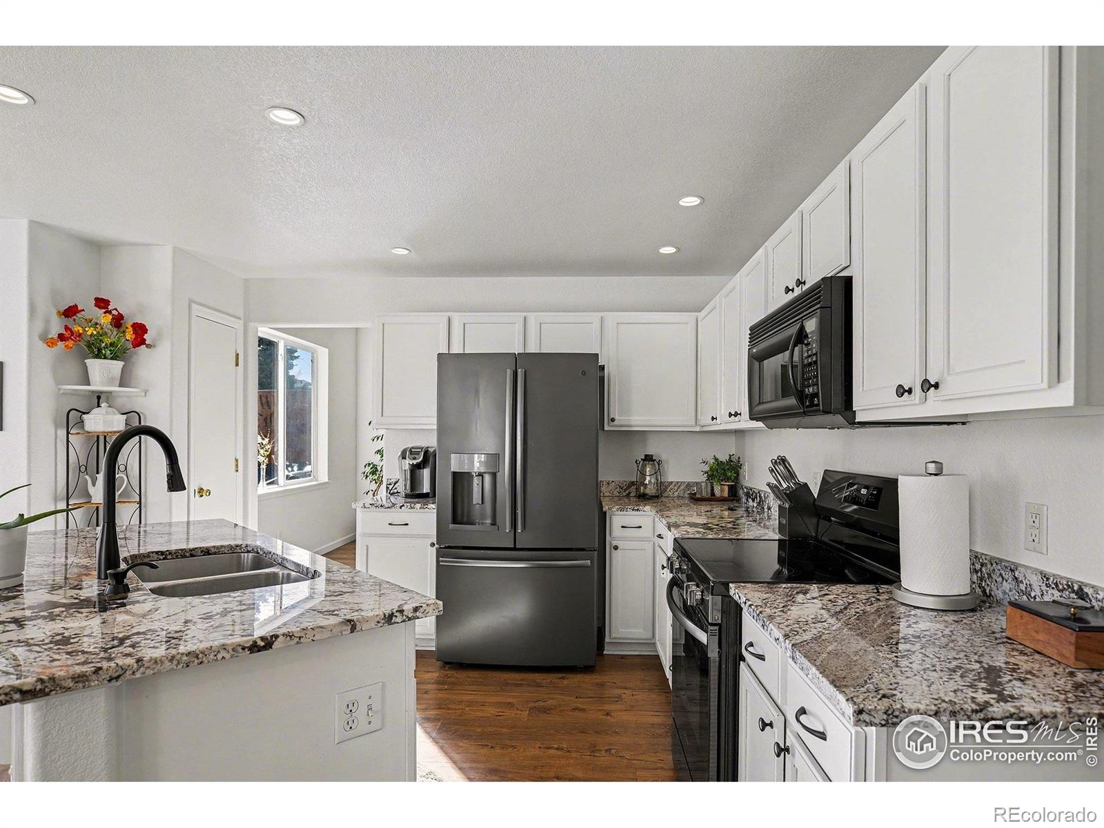 MLS Image #9 for 329  simmons street,erie, Colorado