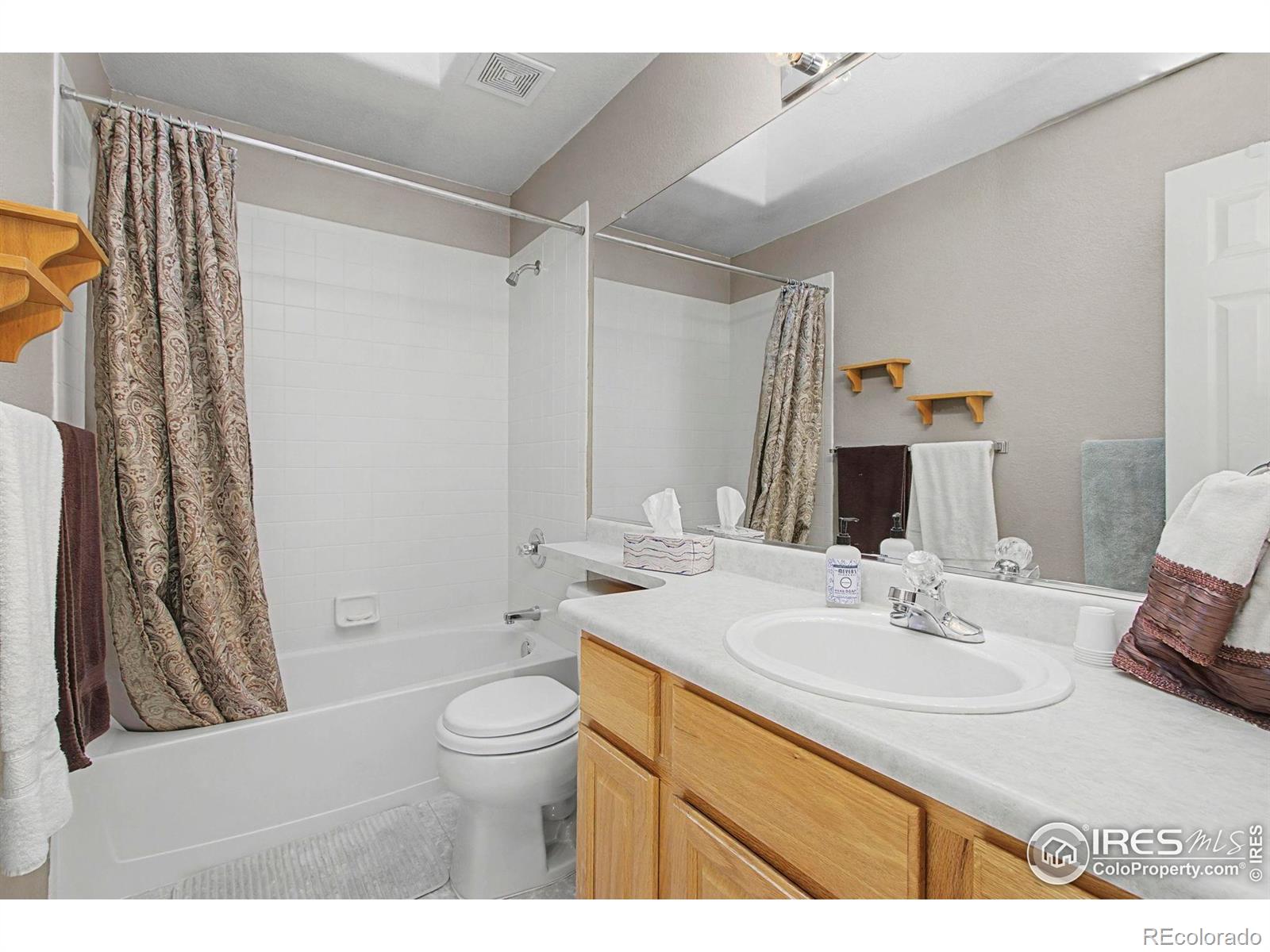 MLS Image #24 for 3257  honeysuckle court,fort collins, Colorado