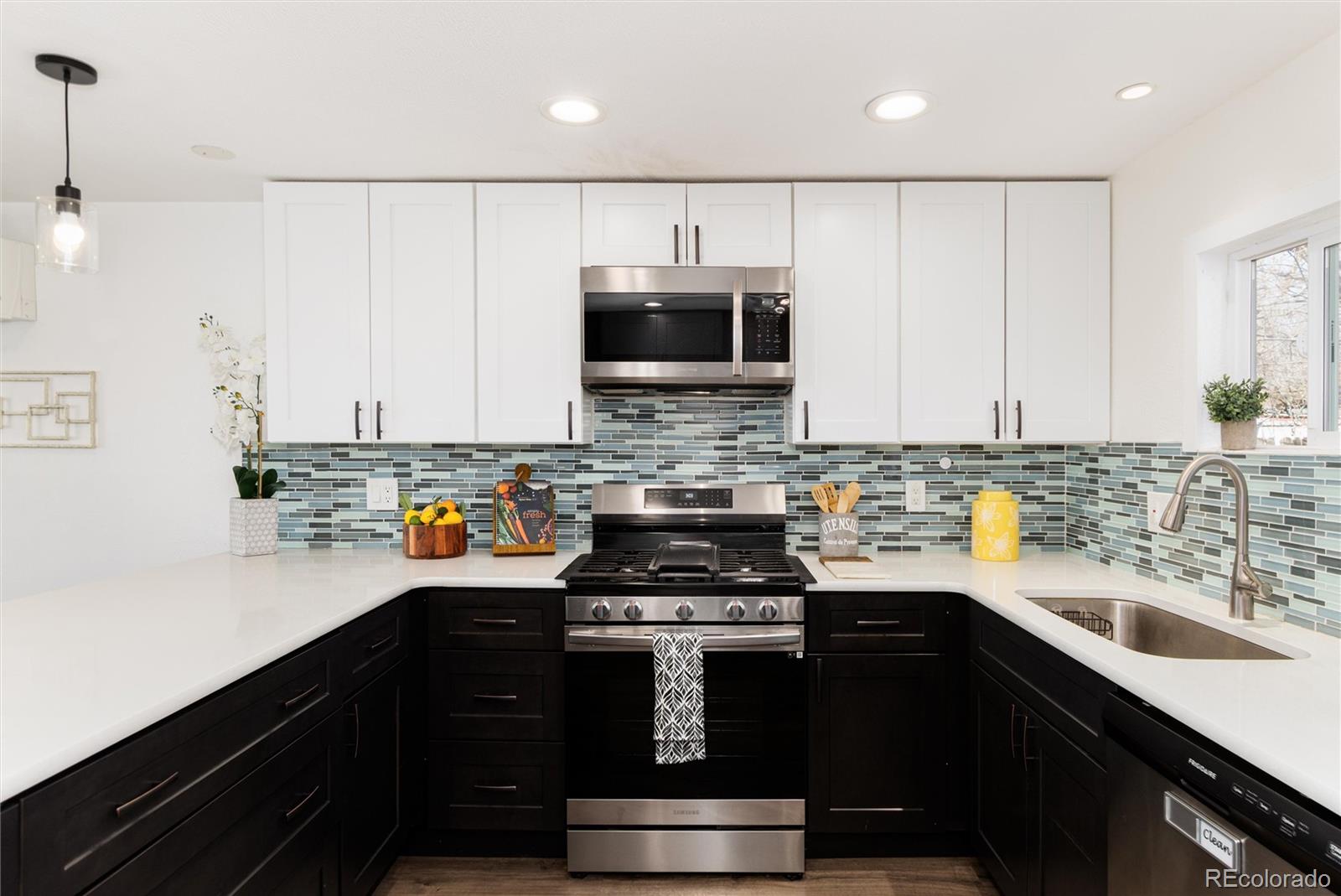 MLS Image #13 for 4623 w 2nd avenue,denver, Colorado
