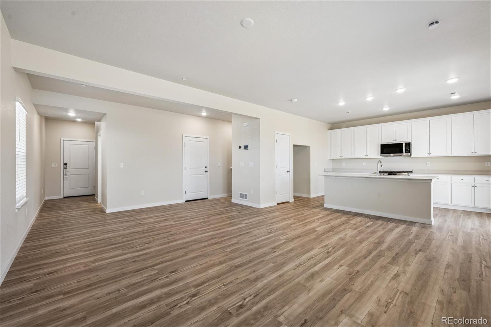 MLS Image #6 for 9423  danube street,commerce city, Colorado