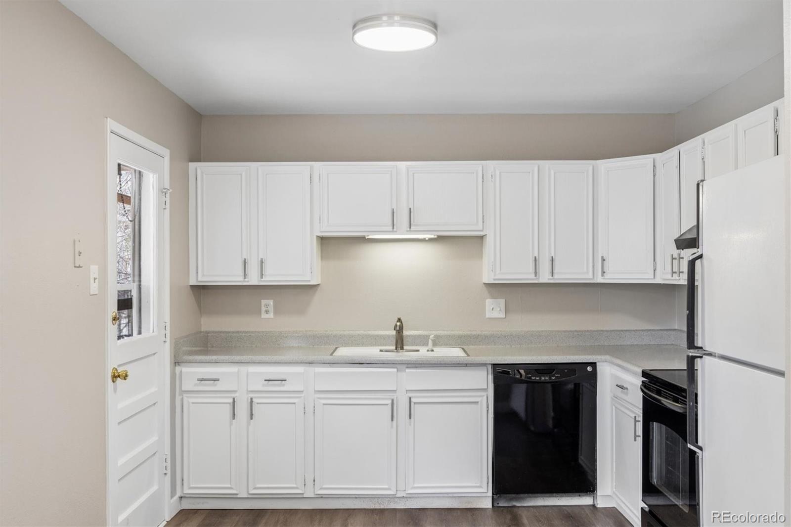 MLS Image #10 for 2013 s yank way,lakewood, Colorado