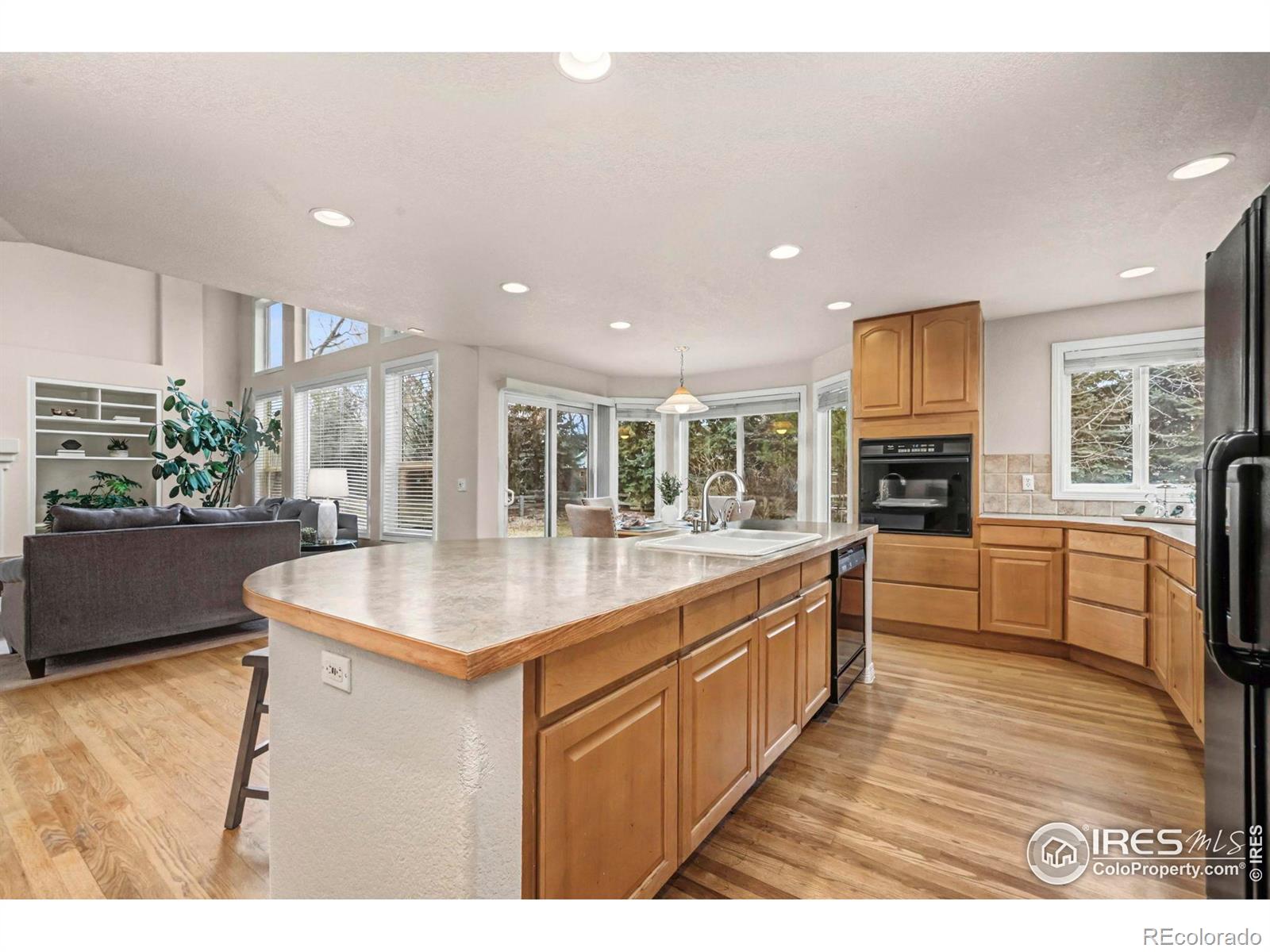 MLS Image #10 for 2215  parkview drive,longmont, Colorado