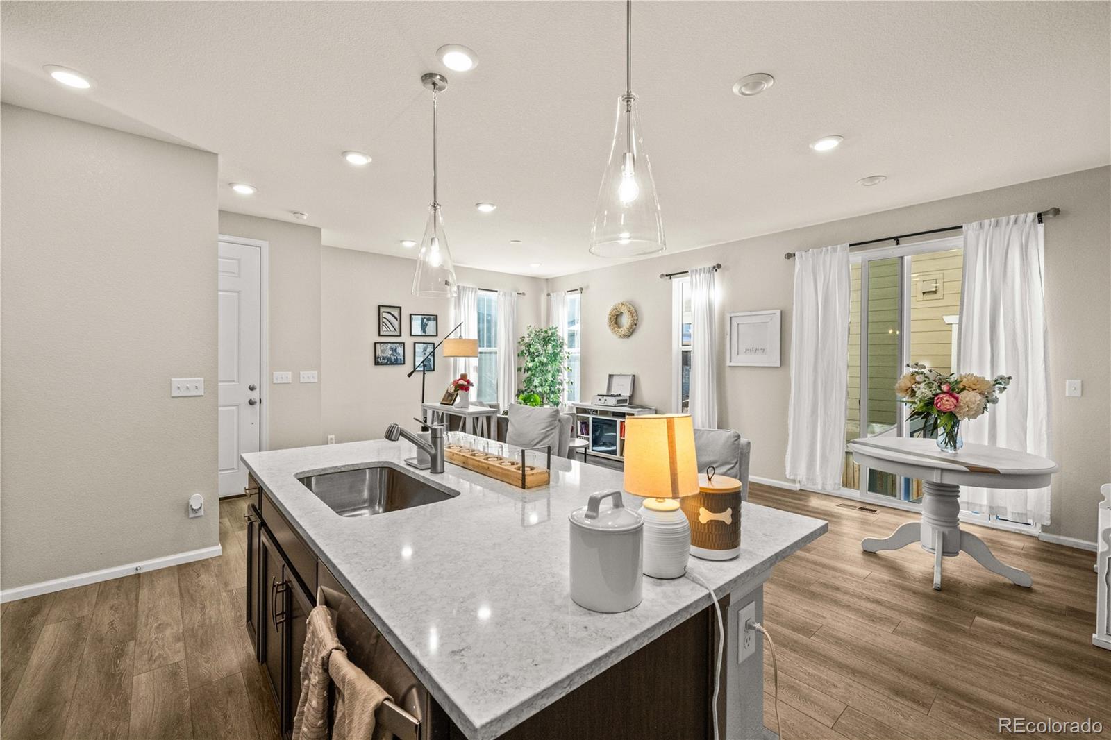 MLS Image #10 for 4346 s netherland street,aurora, Colorado