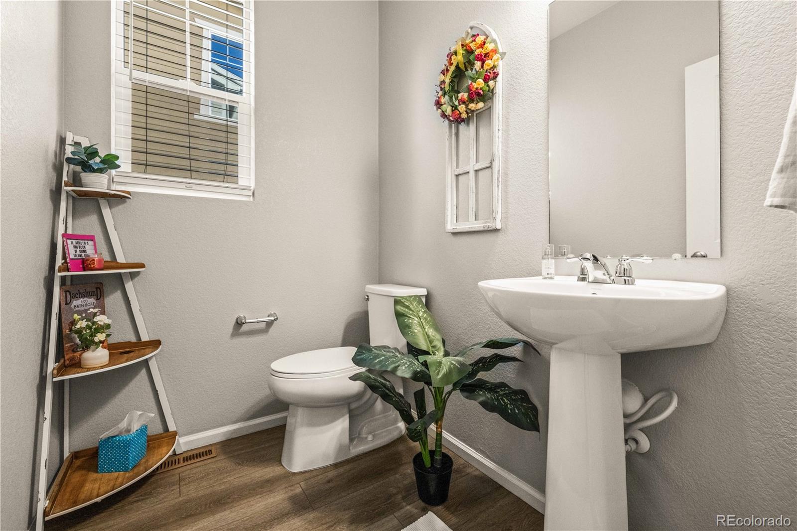 MLS Image #12 for 4346 s netherland street,aurora, Colorado