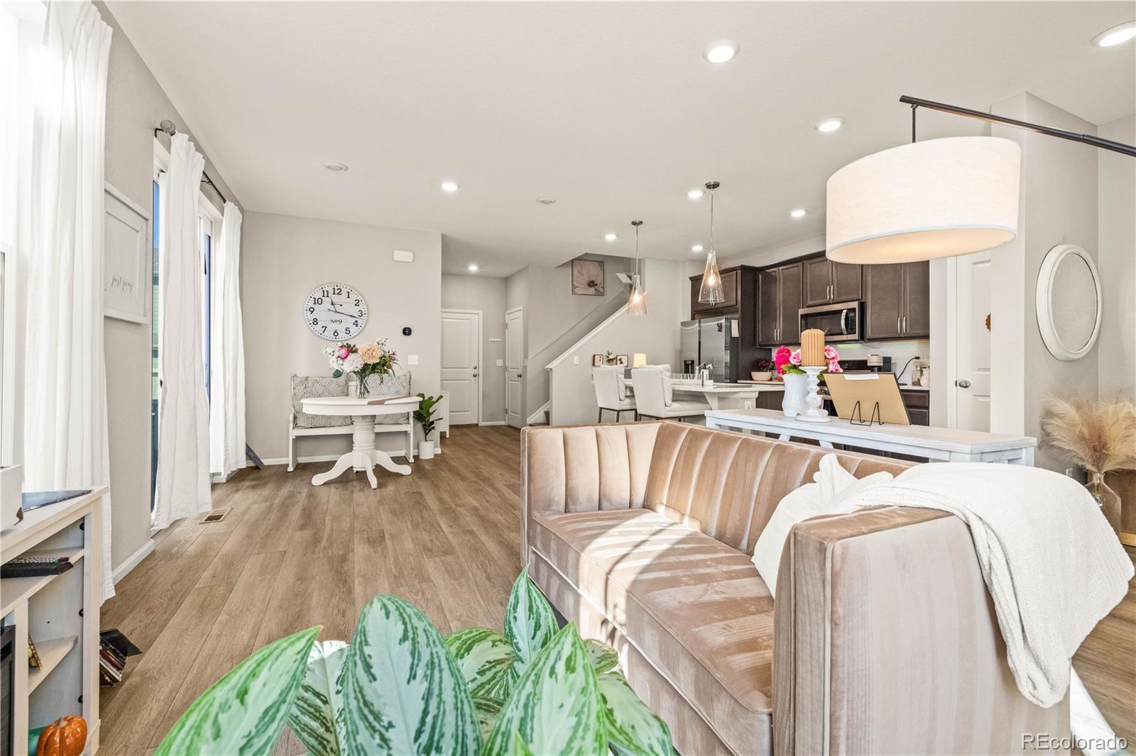 MLS Image #2 for 4346 s netherland street,aurora, Colorado
