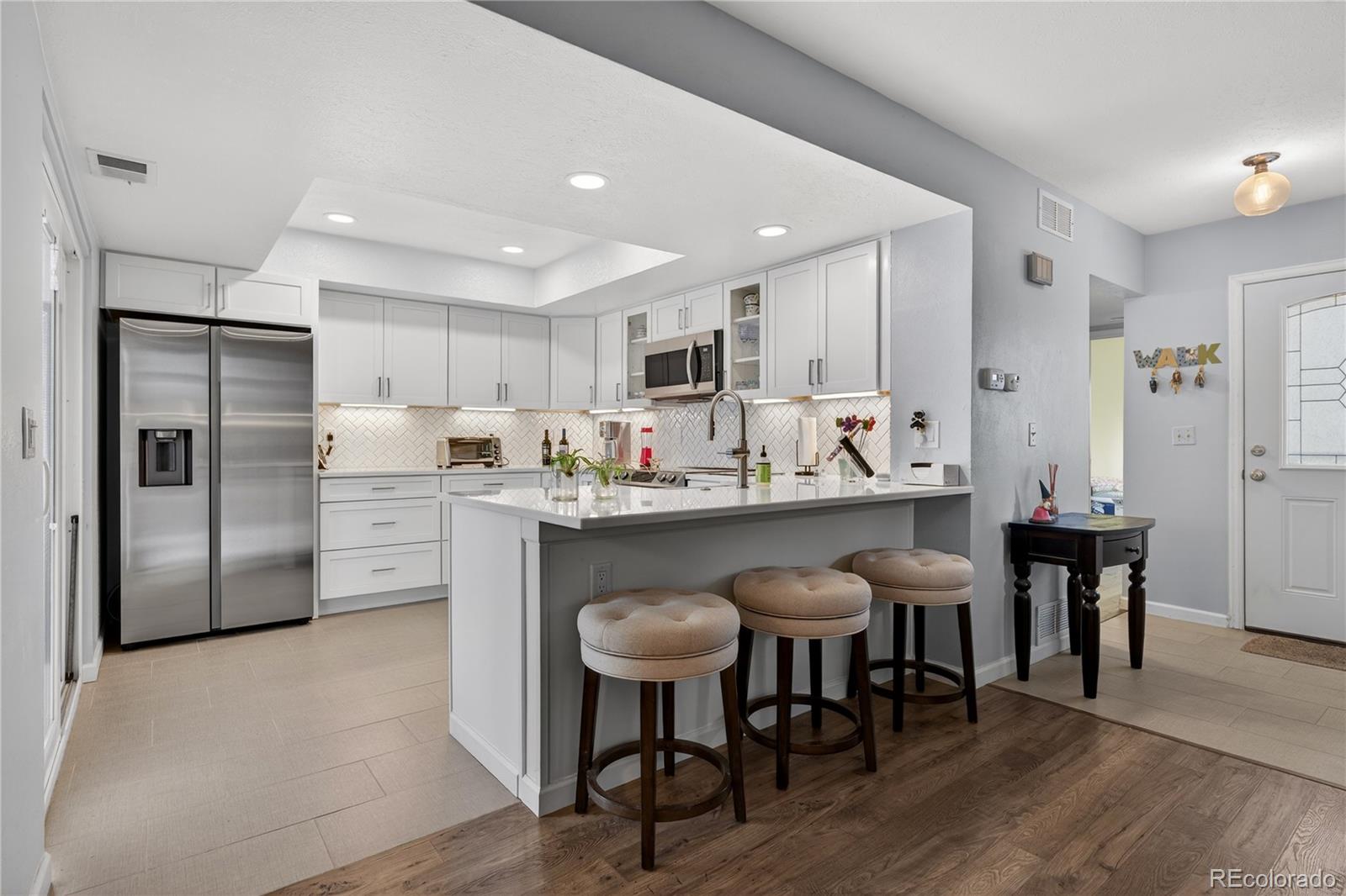 MLS Image #7 for 2132 s victor street a,aurora, Colorado