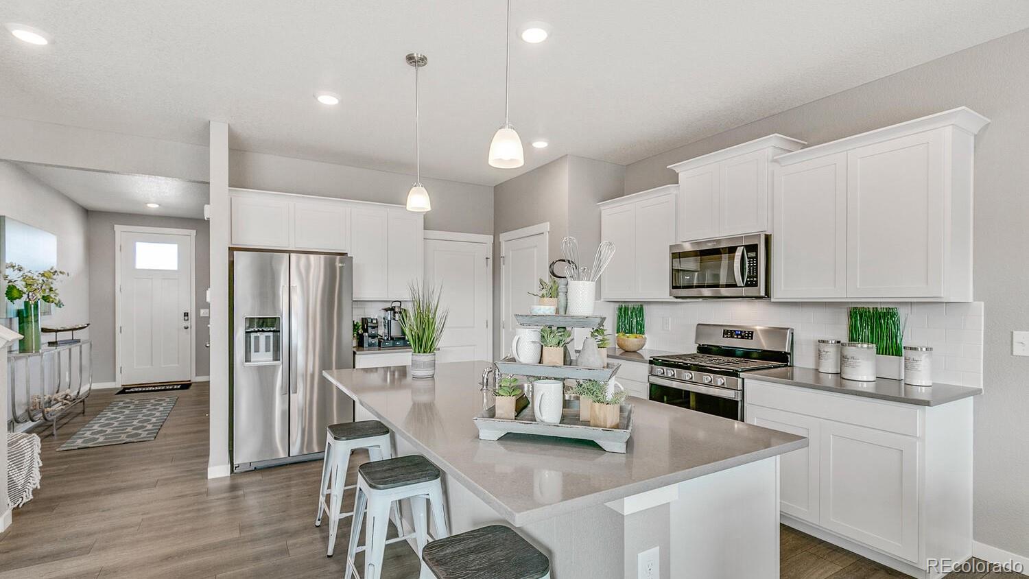 MLS Image #6 for 811 n deer park street,watkins, Colorado