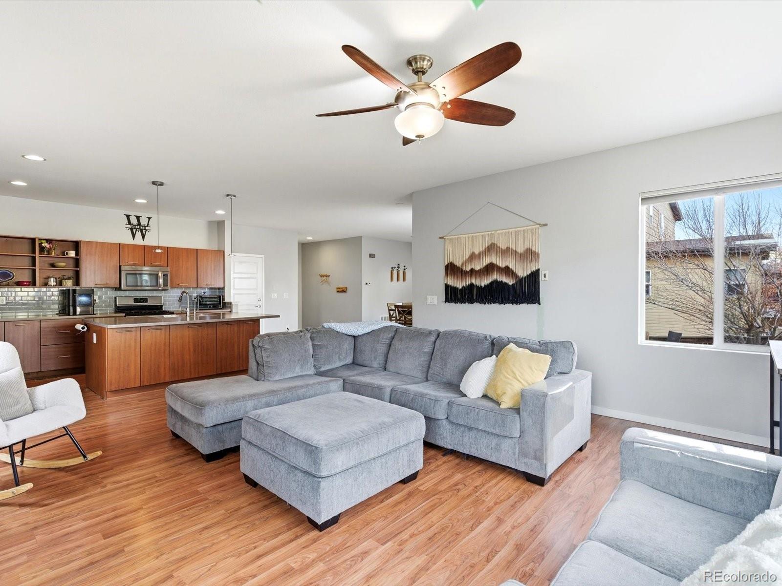 MLS Image #3 for 10792  sedalia circle,commerce city, Colorado