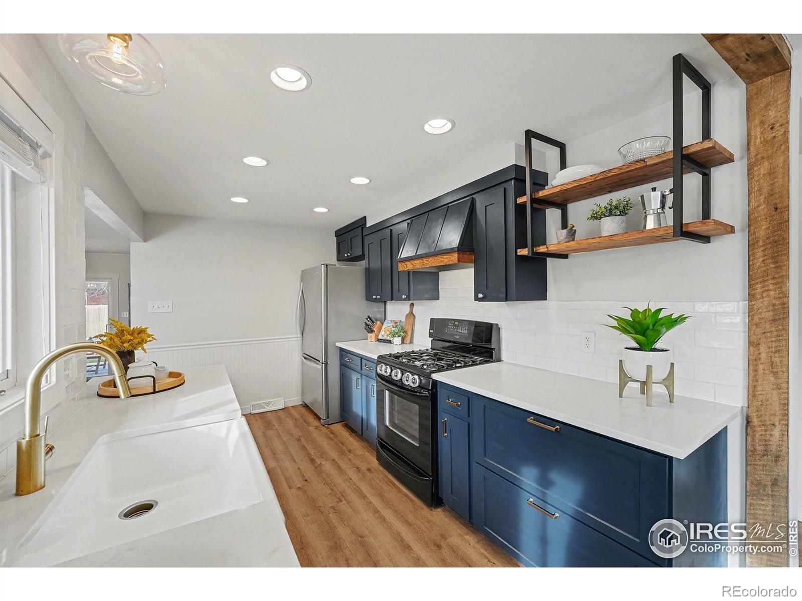 MLS Image #6 for 325  jade street,broomfield, Colorado