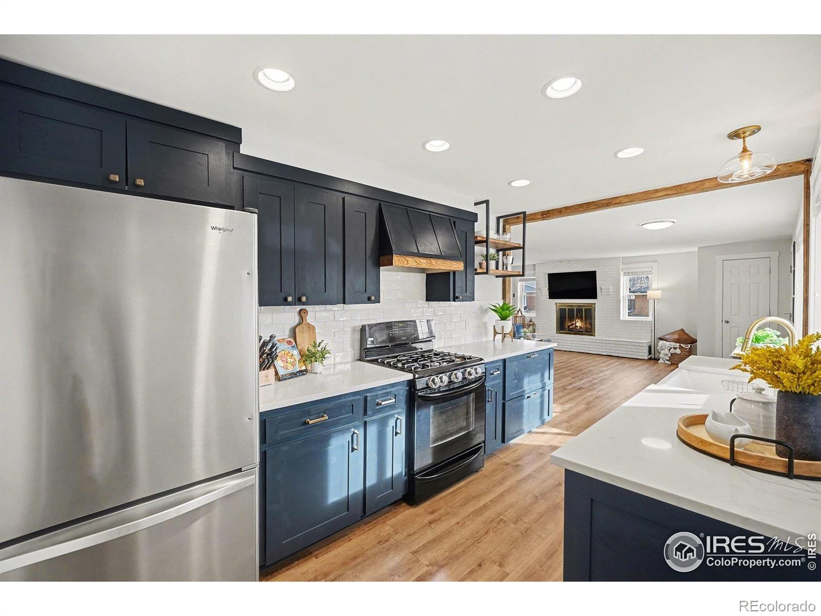 MLS Image #7 for 325  jade street,broomfield, Colorado