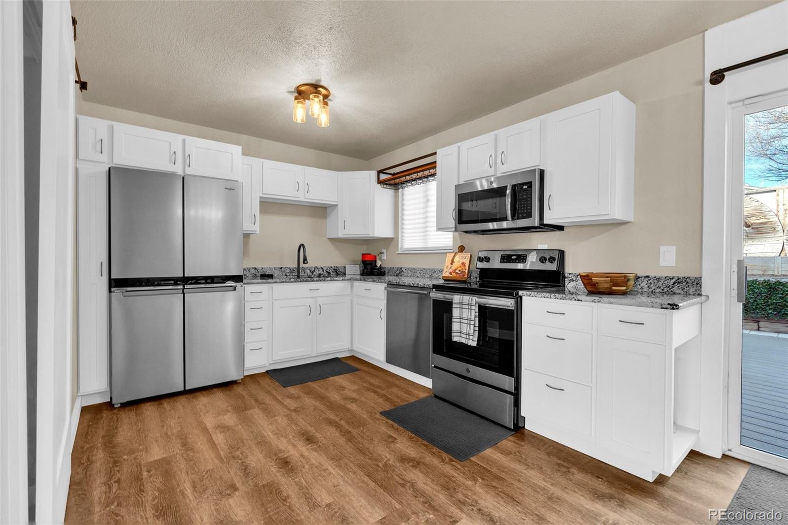 MLS Image #11 for 2010  shawnee drive,colorado springs, Colorado