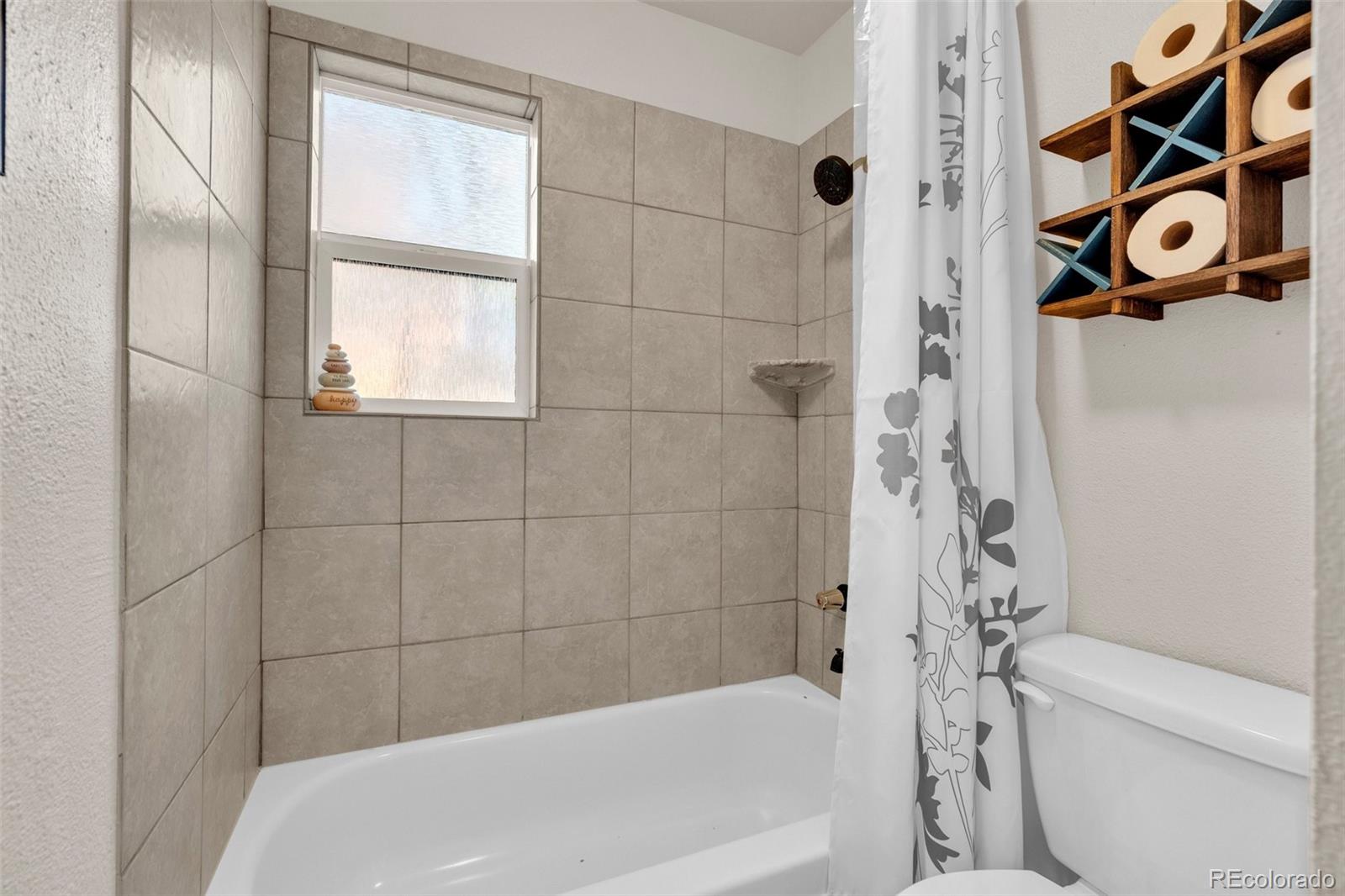 MLS Image #28 for 2010  shawnee drive,colorado springs, Colorado