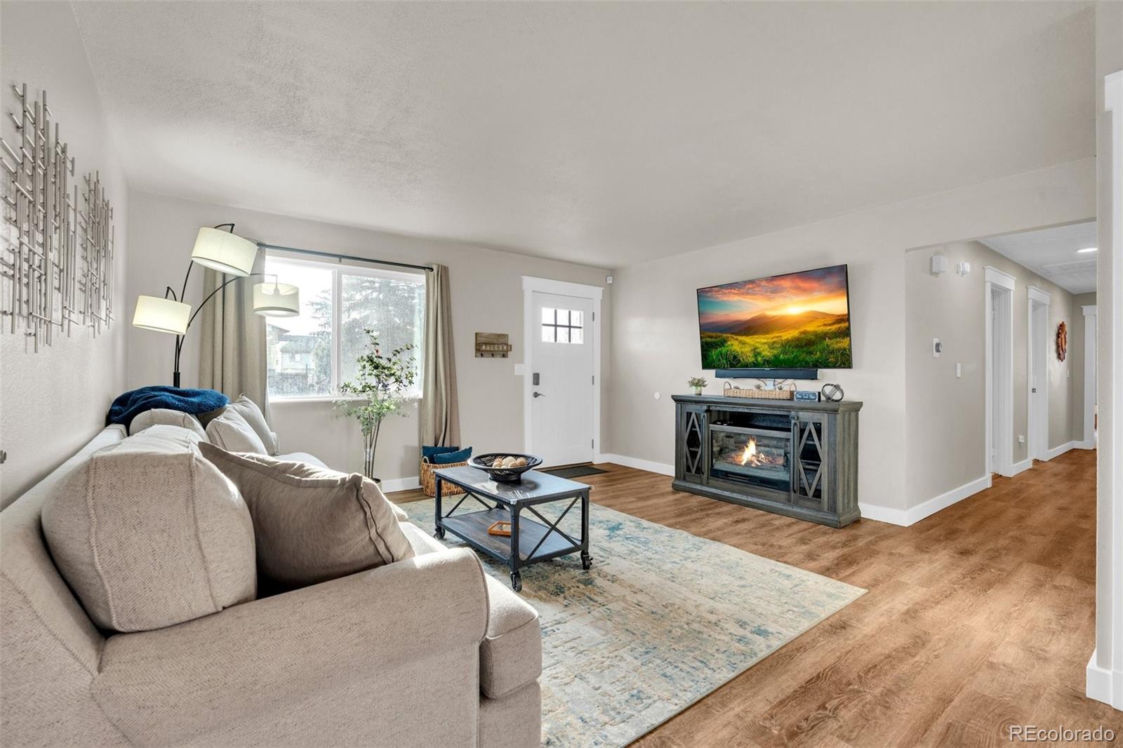 MLS Image #6 for 2010  shawnee drive,colorado springs, Colorado