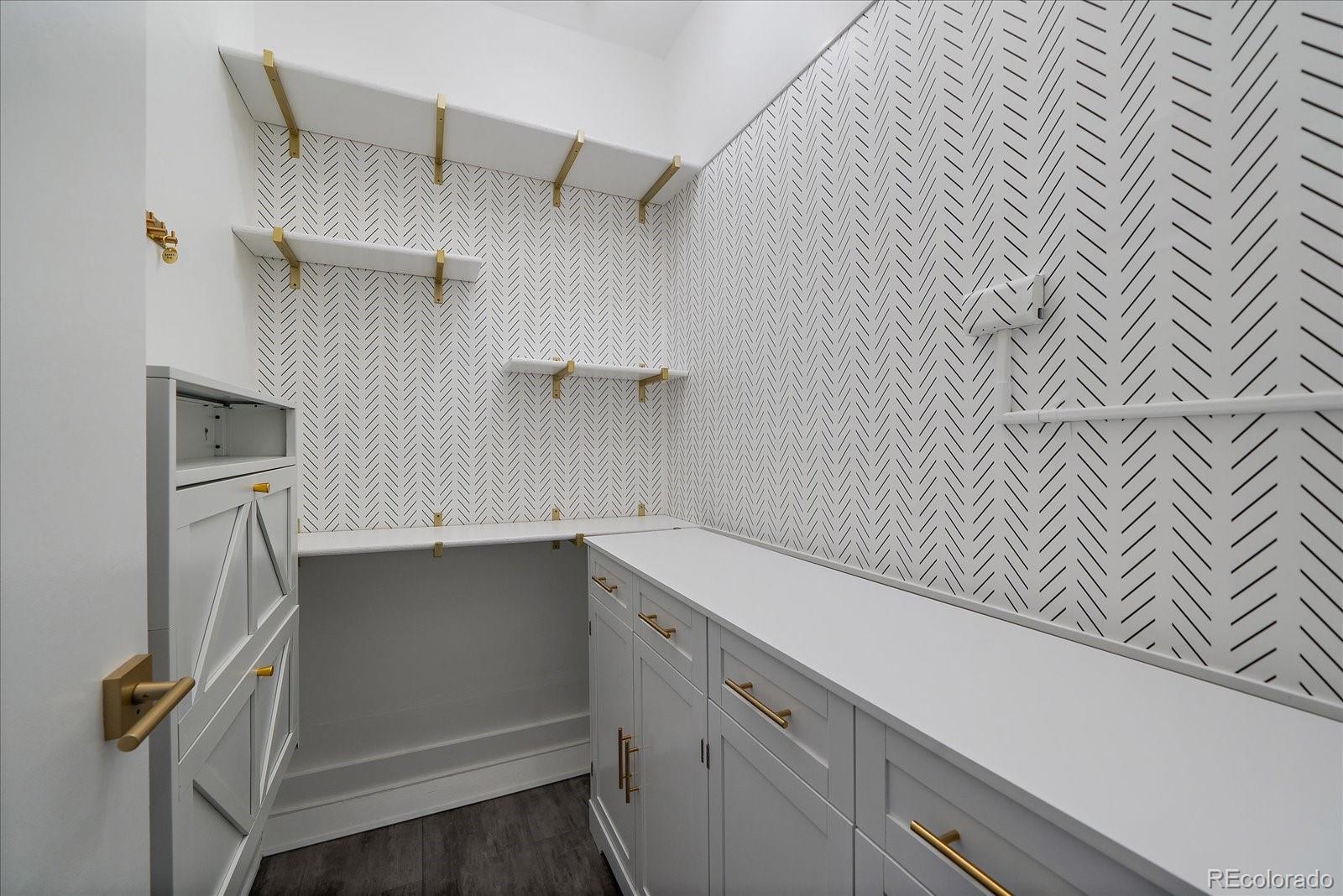 MLS Image #13 for 8438  everett way b,arvada, Colorado