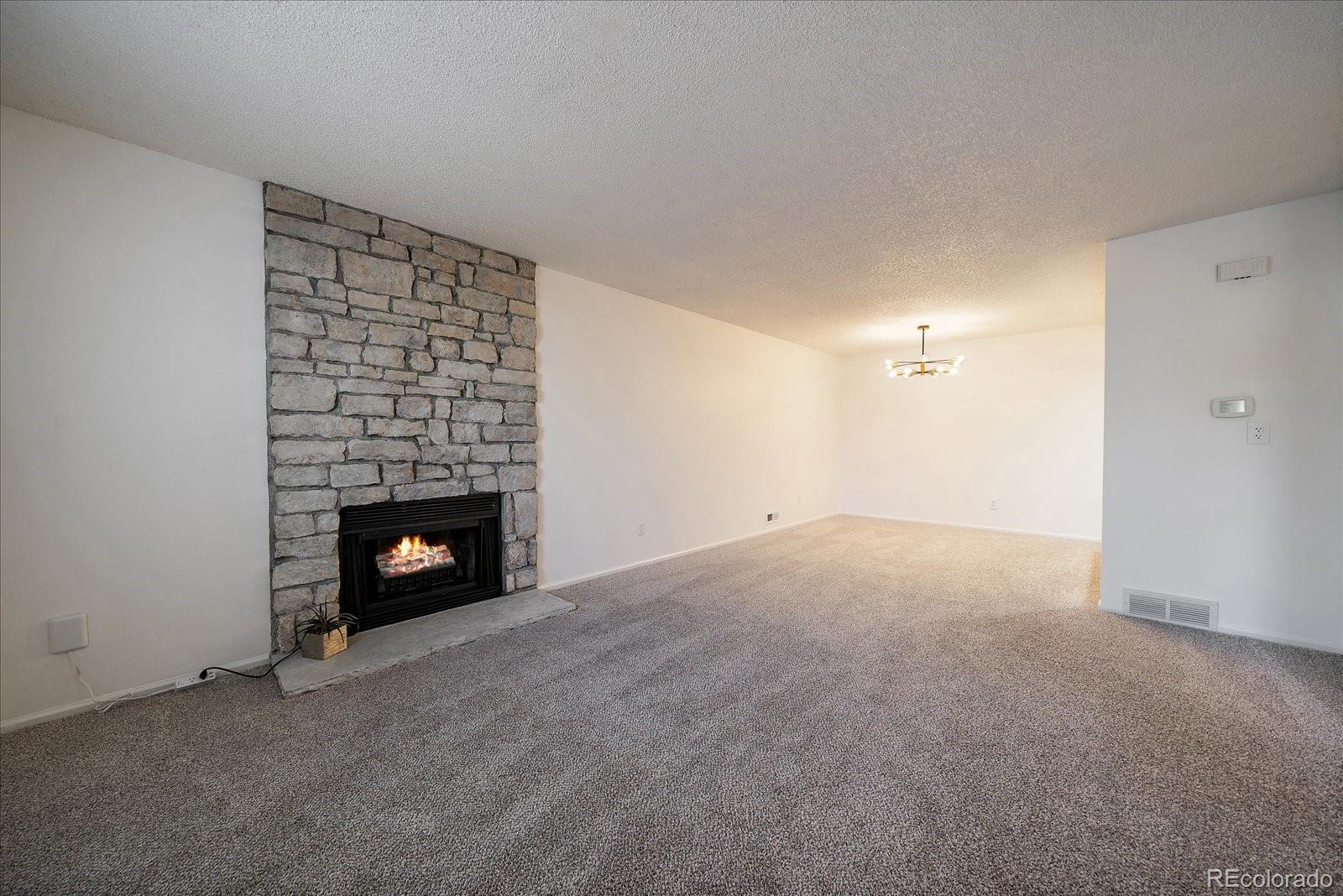 MLS Image #8 for 8438  everett way b,arvada, Colorado