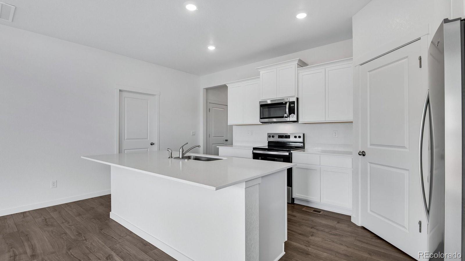 MLS Image #4 for 2303  base street,fort lupton, Colorado
