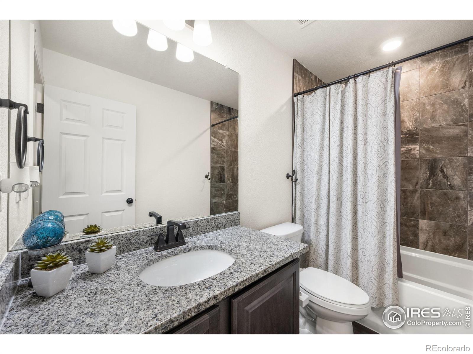 MLS Image #13 for 3660  abbotswood drive,johnstown, Colorado