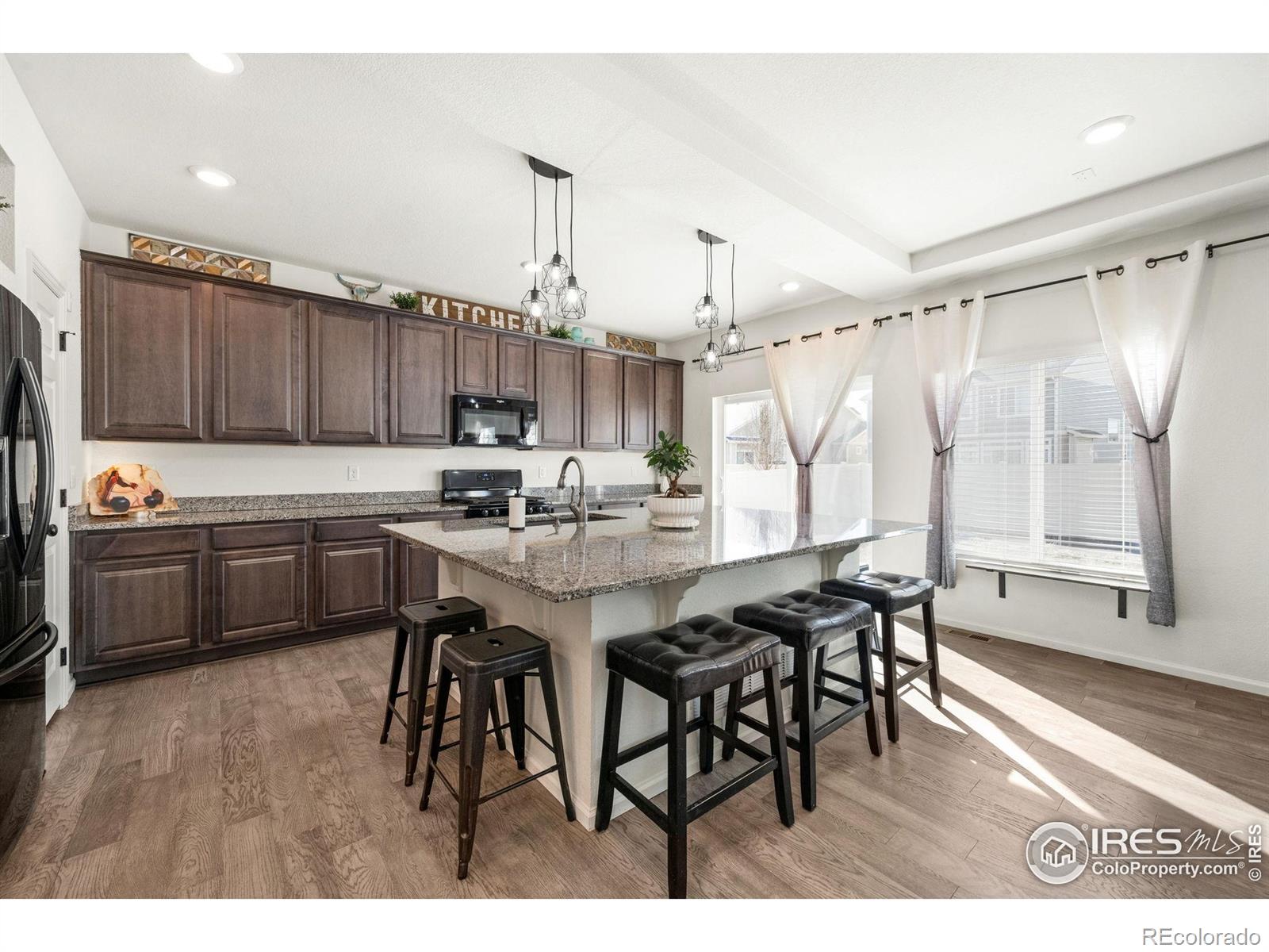 MLS Image #3 for 3660  abbotswood drive,johnstown, Colorado
