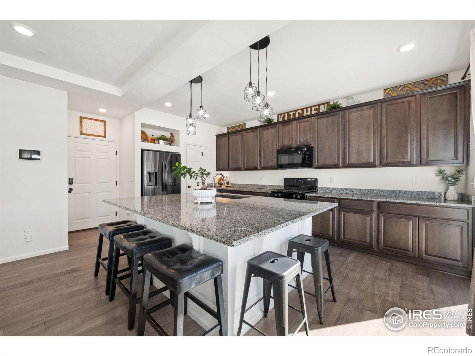 MLS Image #4 for 3660  abbotswood drive,johnstown, Colorado