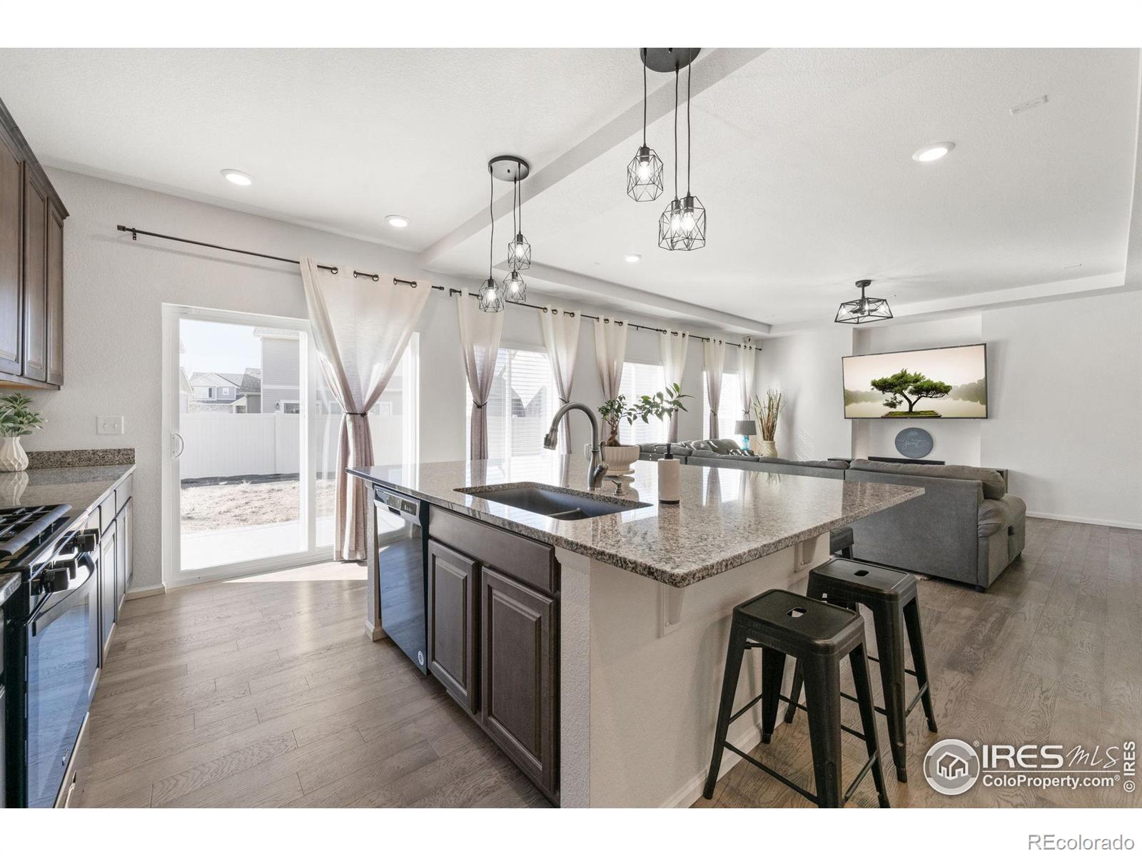 MLS Image #5 for 3660  abbotswood drive,johnstown, Colorado