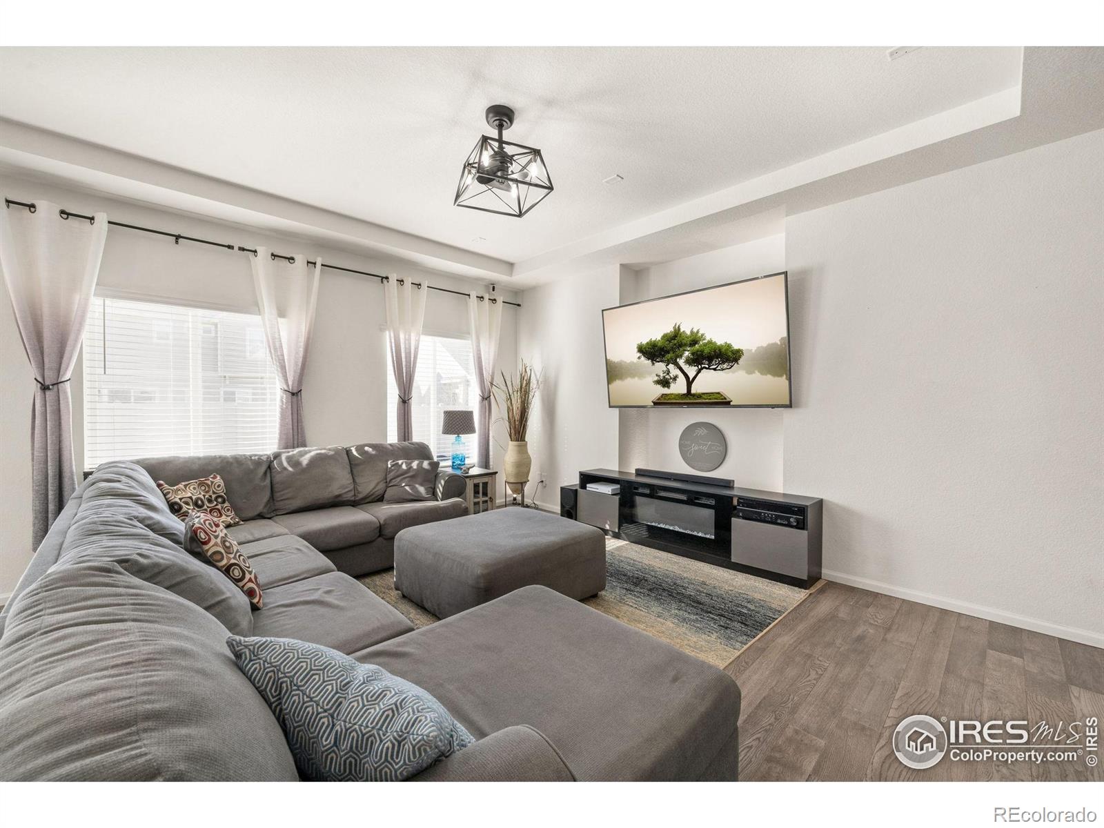 MLS Image #8 for 3660  abbotswood drive,johnstown, Colorado