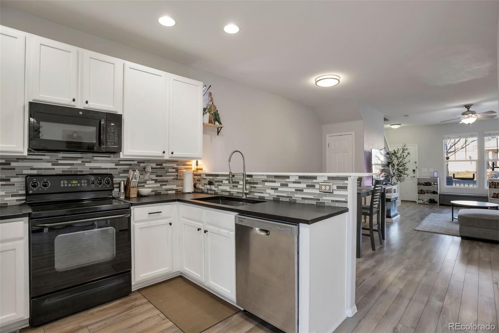 MLS Image #3 for 15612 e 96th way 1d,commerce city, Colorado