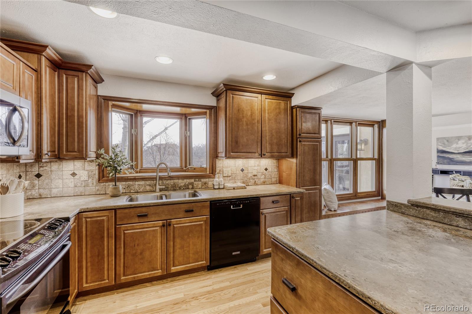 MLS Image #17 for 10368 w 81st avenue,arvada, Colorado