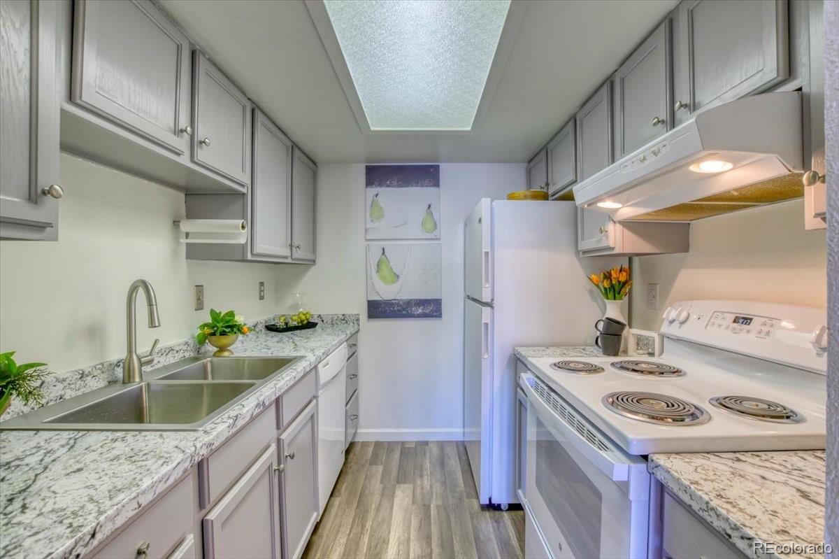 MLS Image #7 for 6007  yarrow street d,arvada, Colorado