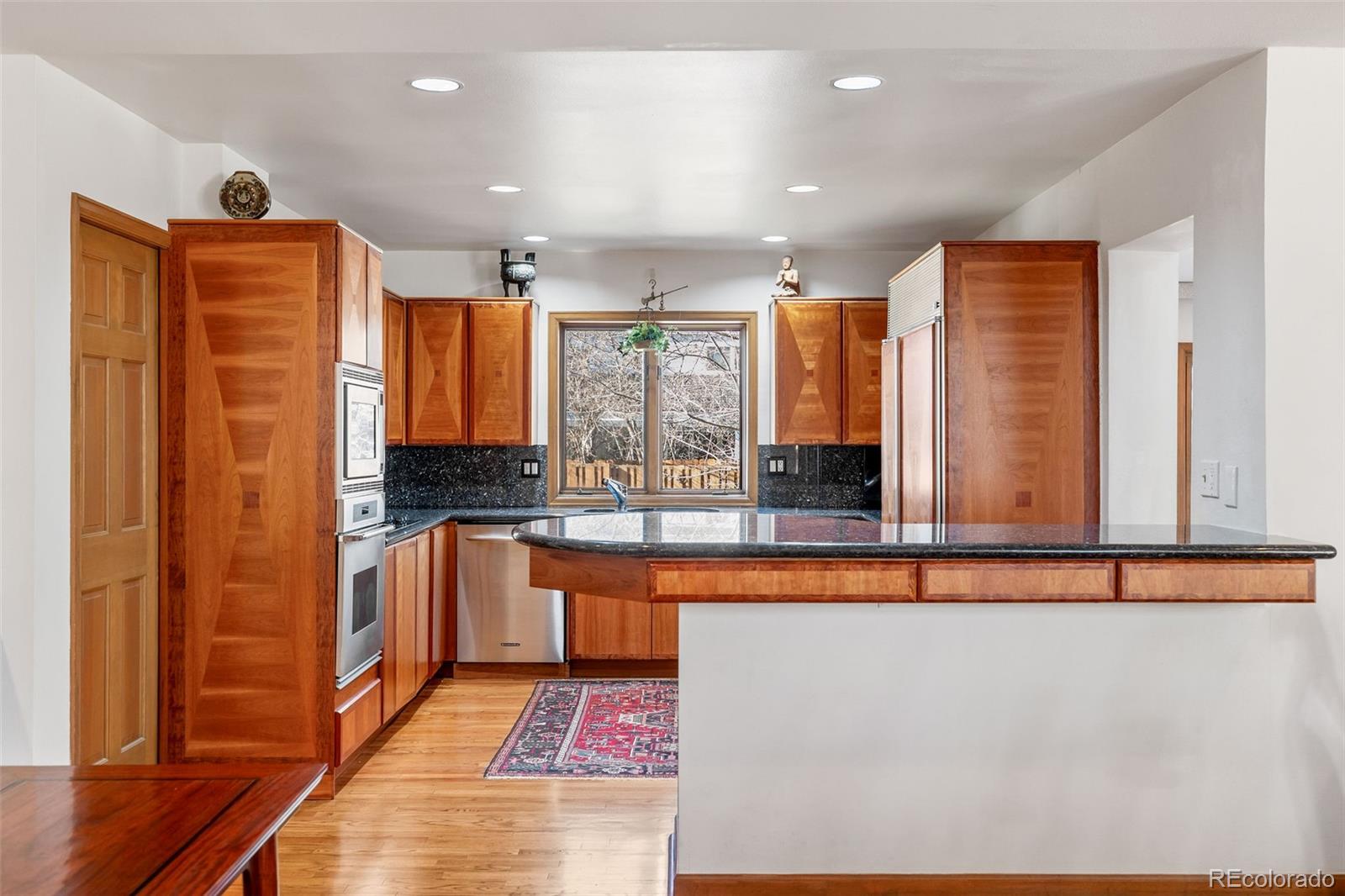 MLS Image #11 for 625  grape street,denver, Colorado