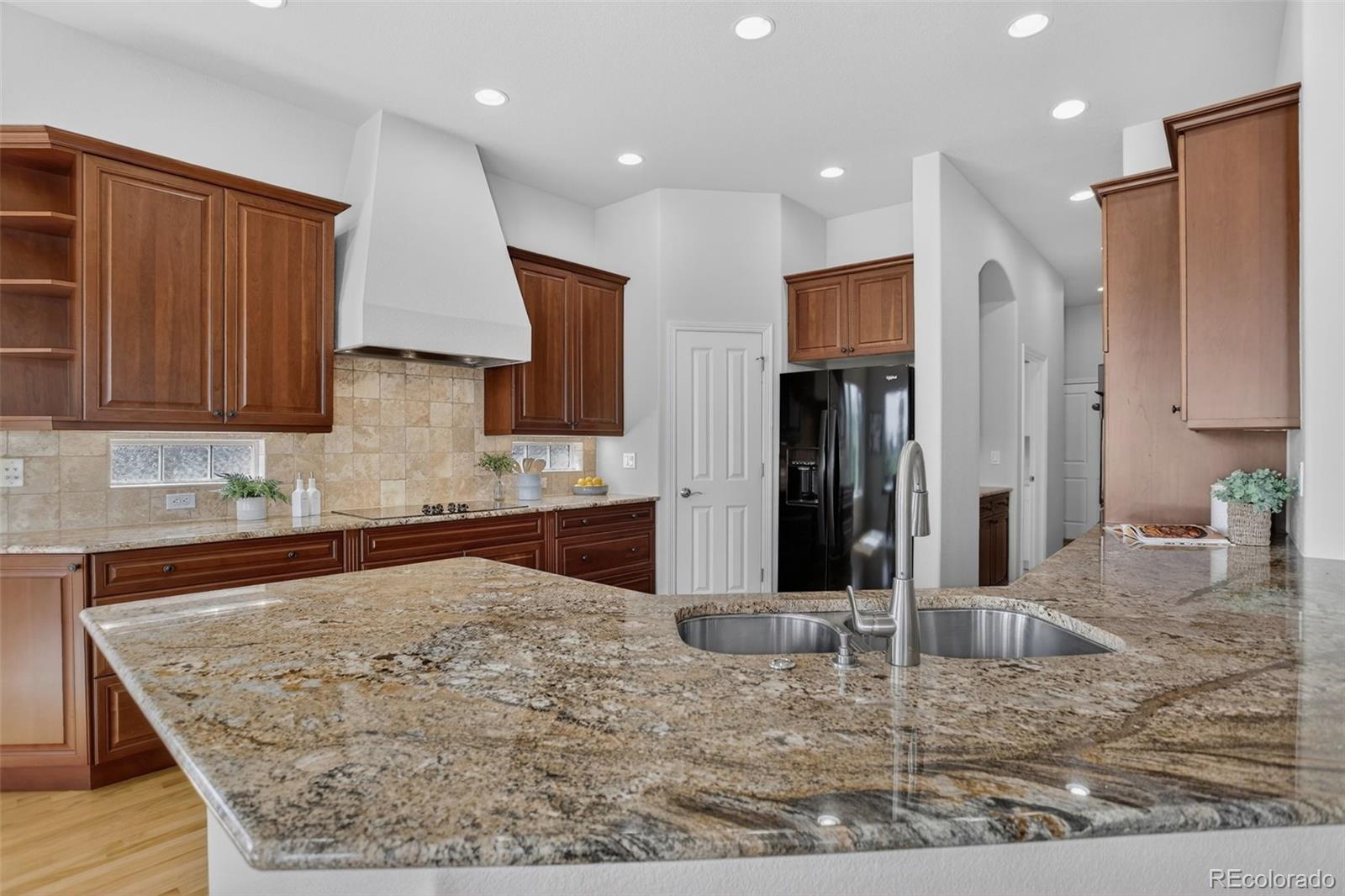 MLS Image #14 for 6568 s blackhawk way,aurora, Colorado