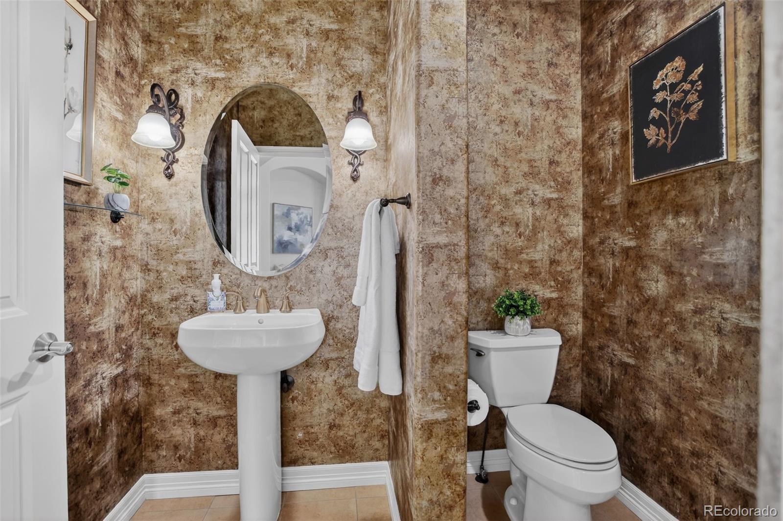 MLS Image #29 for 6568 s blackhawk way,aurora, Colorado