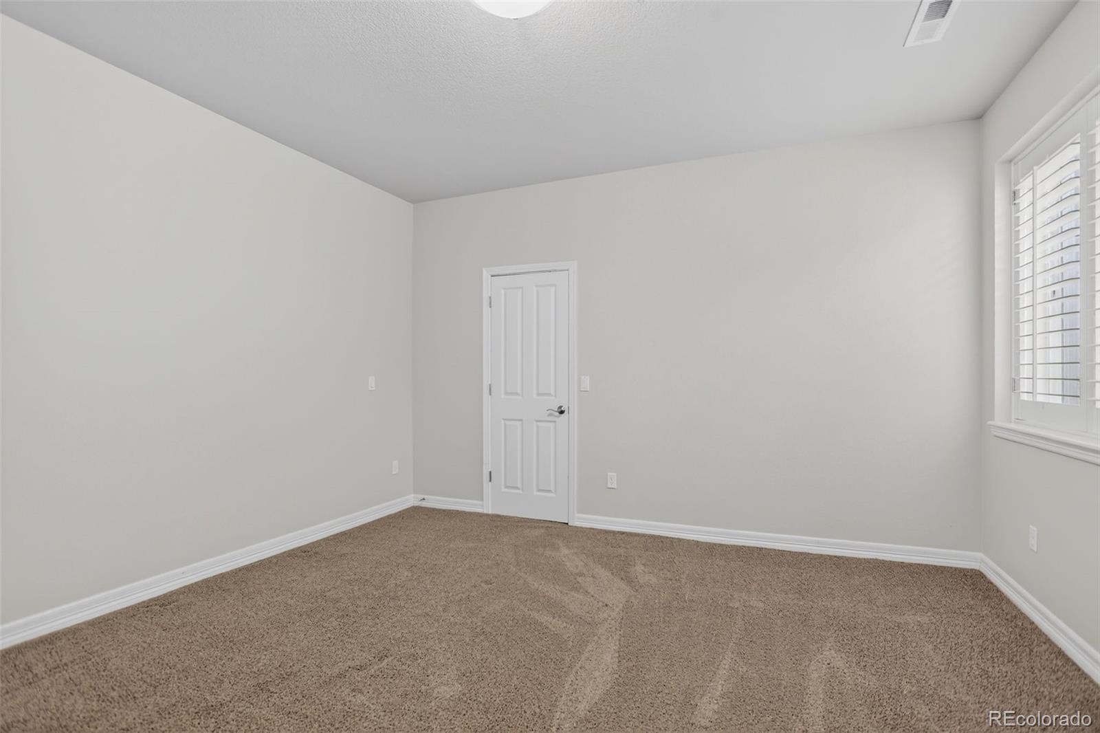MLS Image #38 for 6568 s blackhawk way,aurora, Colorado