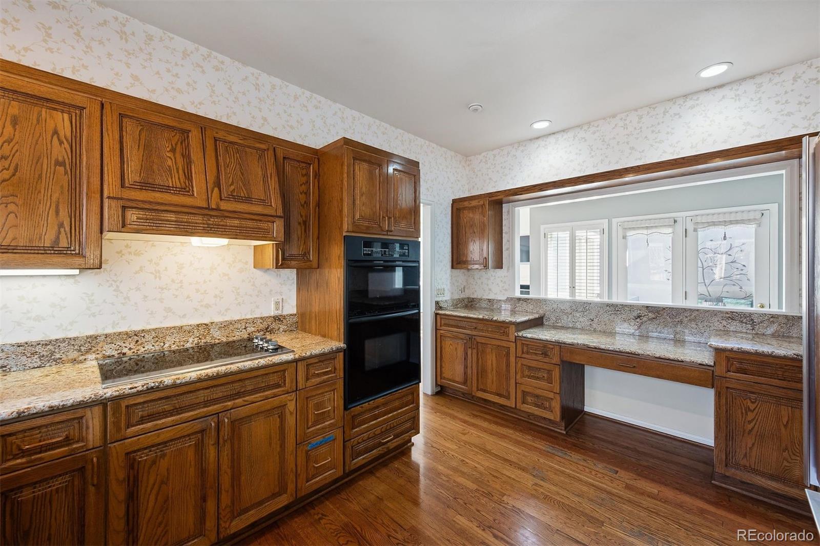 MLS Image #13 for 2552 e alameda avenue,denver, Colorado