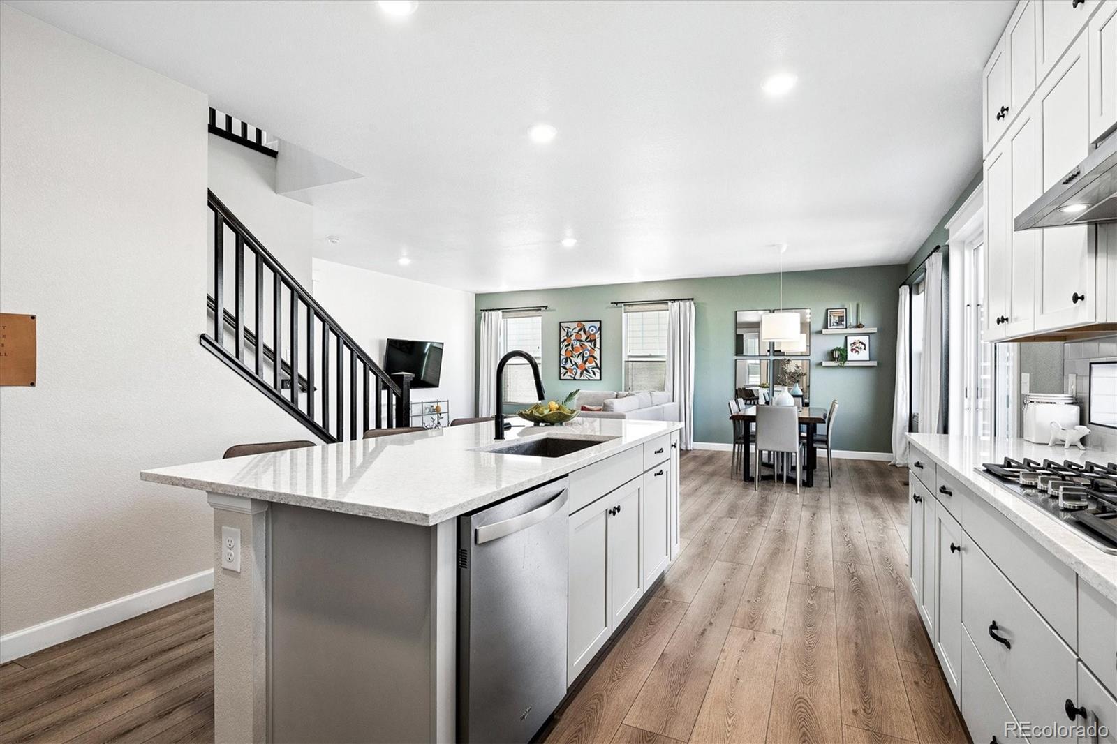 MLS Image #15 for 21229 e 61st avenue,aurora, Colorado