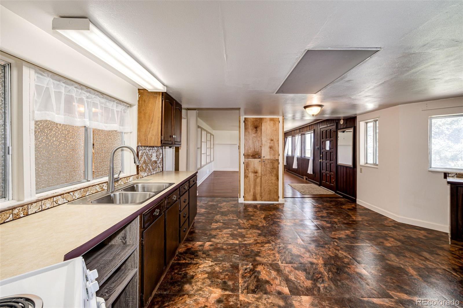MLS Image #11 for 8475  strasburg road,strasburg, Colorado