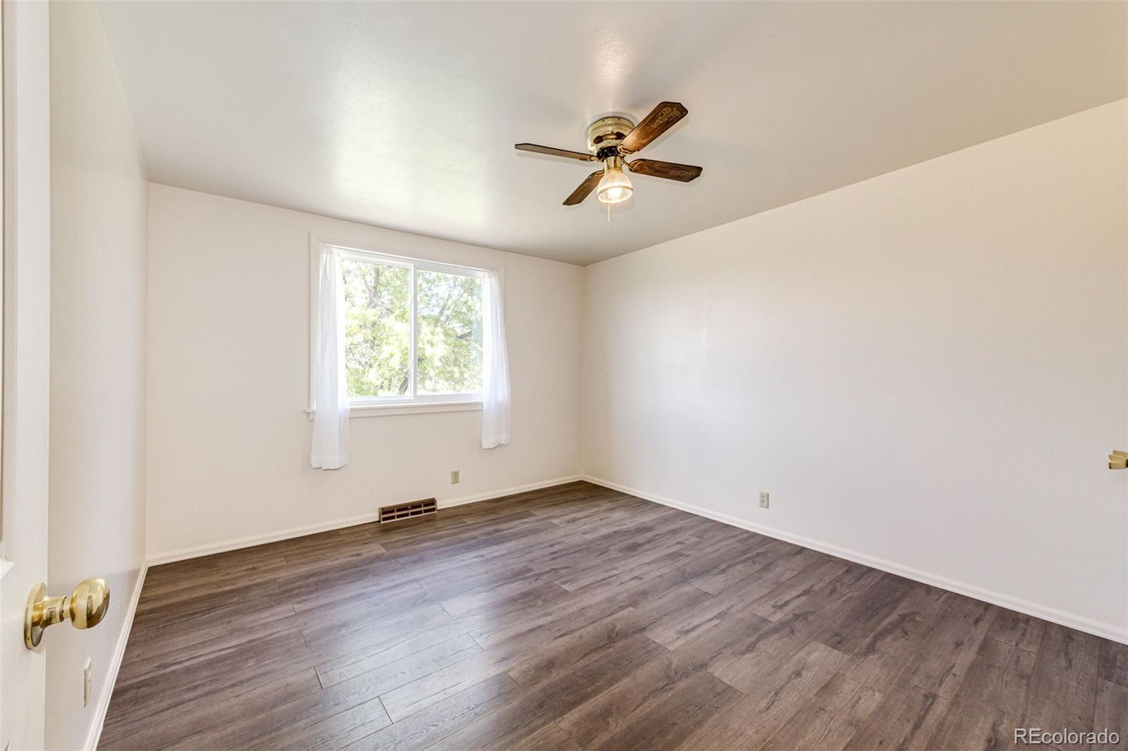 MLS Image #14 for 8475  strasburg road,strasburg, Colorado