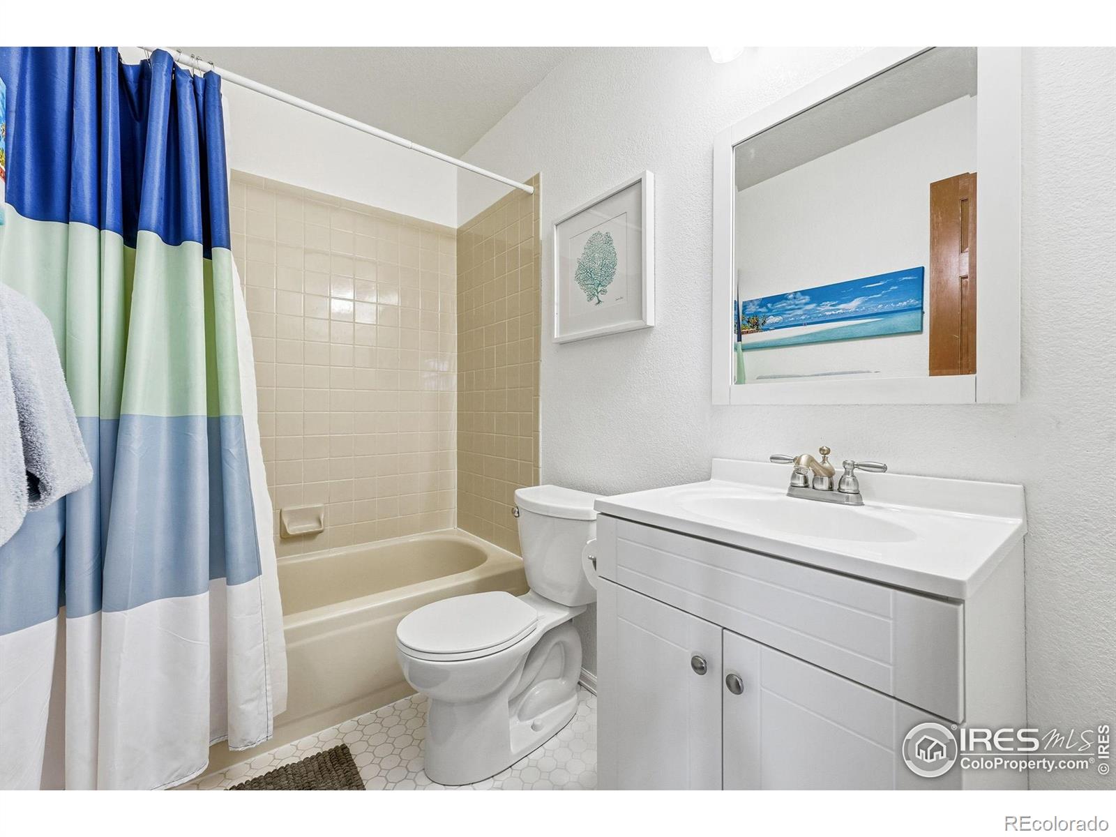 MLS Image #26 for 896  welsh court,louisville, Colorado