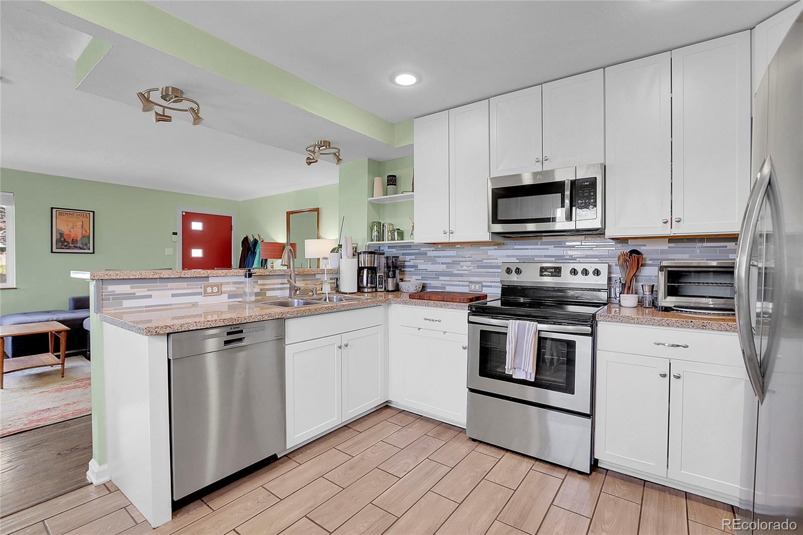 MLS Image #13 for 3330 e martin luther king jr boulevard,denver, Colorado